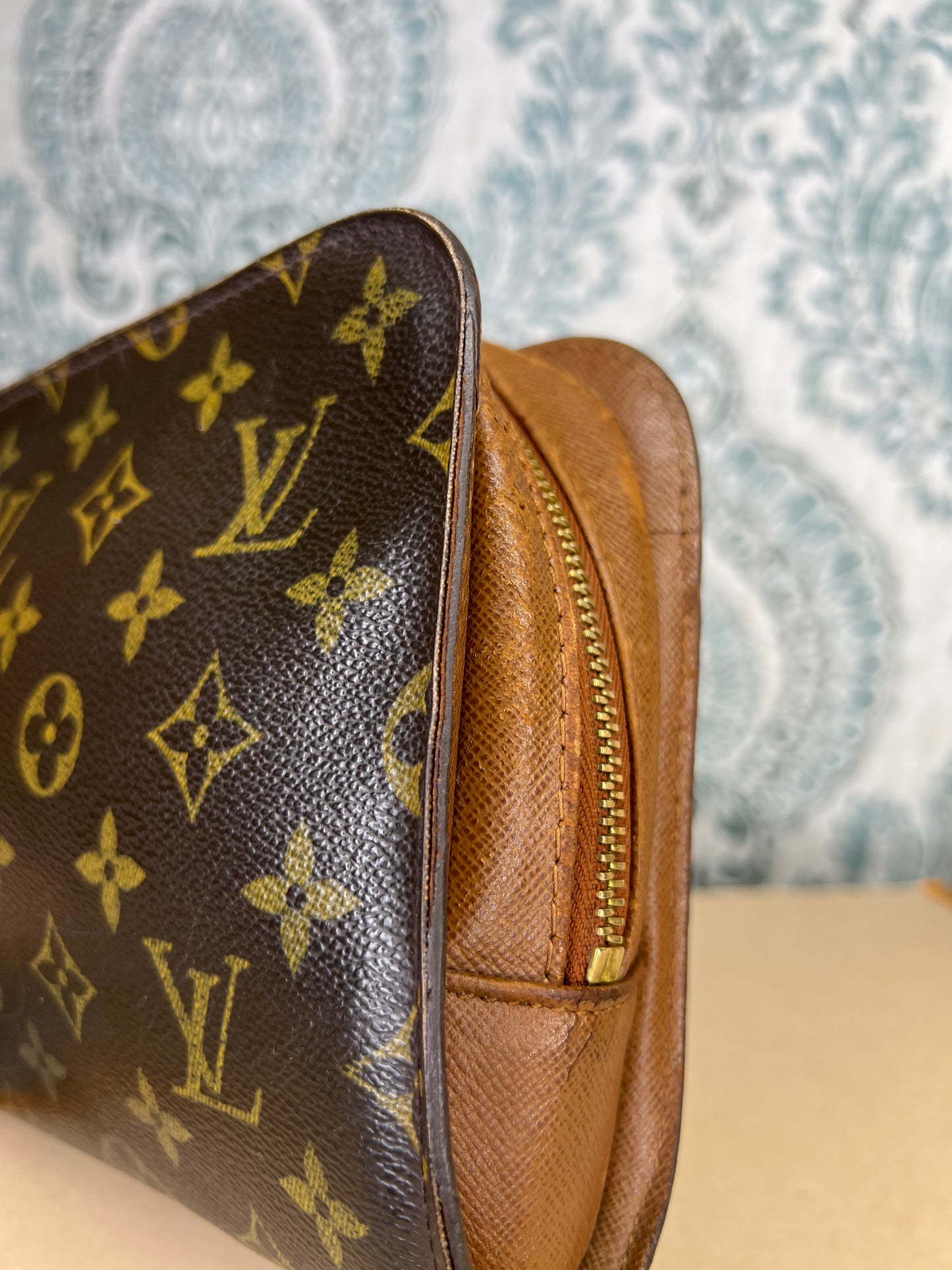 Louis Vuitton Orsay Clutch