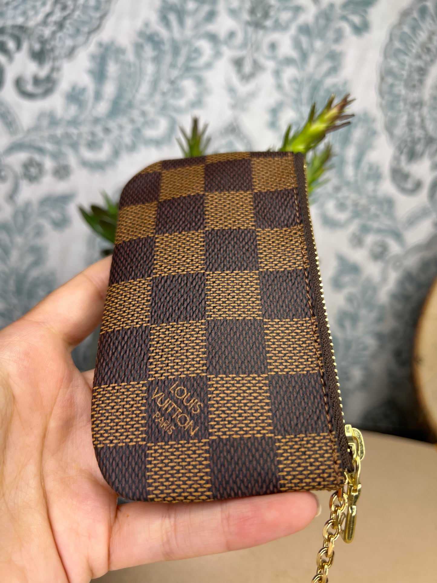 Louis Vuitton Damier Ebene Key Cles