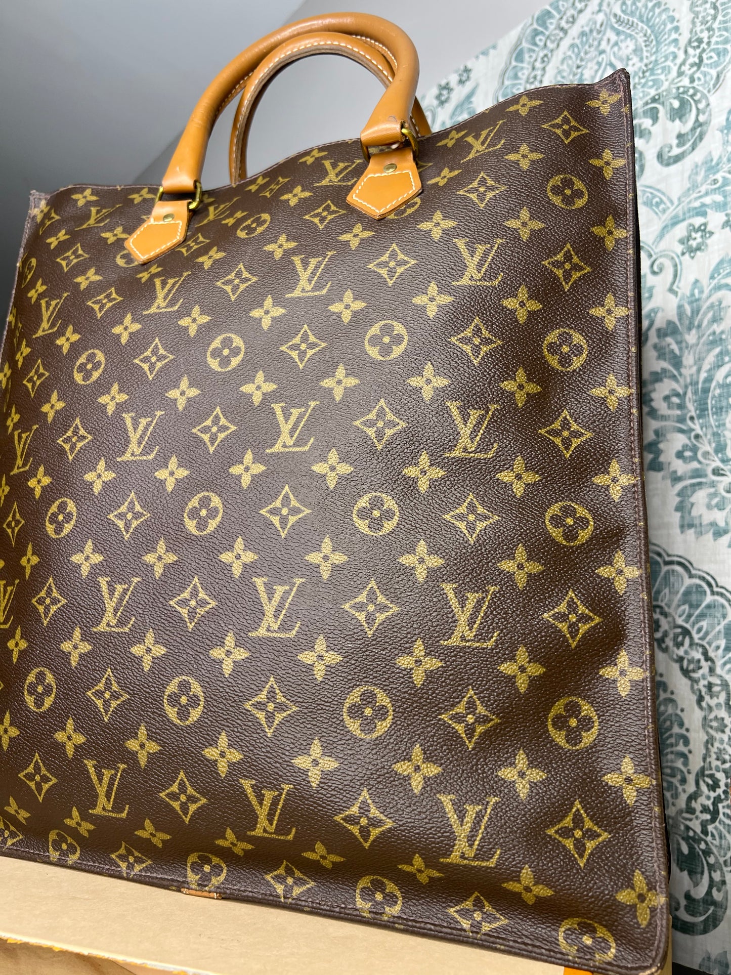 Louis Vuitton French Company Sac Plat