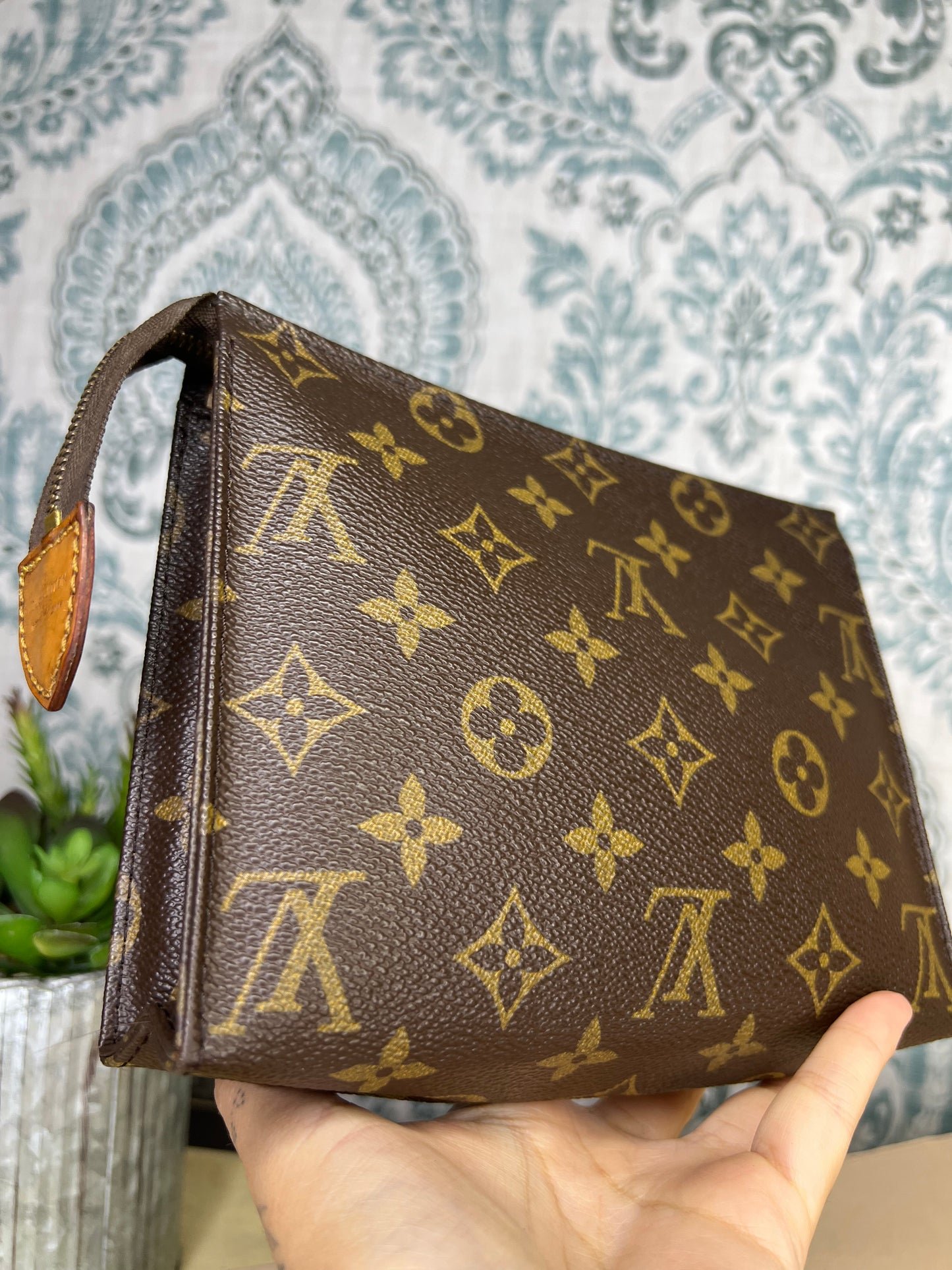 Louis Vuitton Toiletry 19 #2