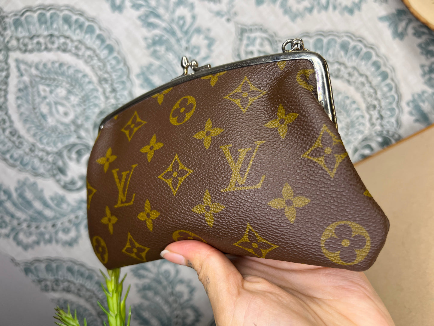 Louis Vuitton French Company Kisslock Pouch