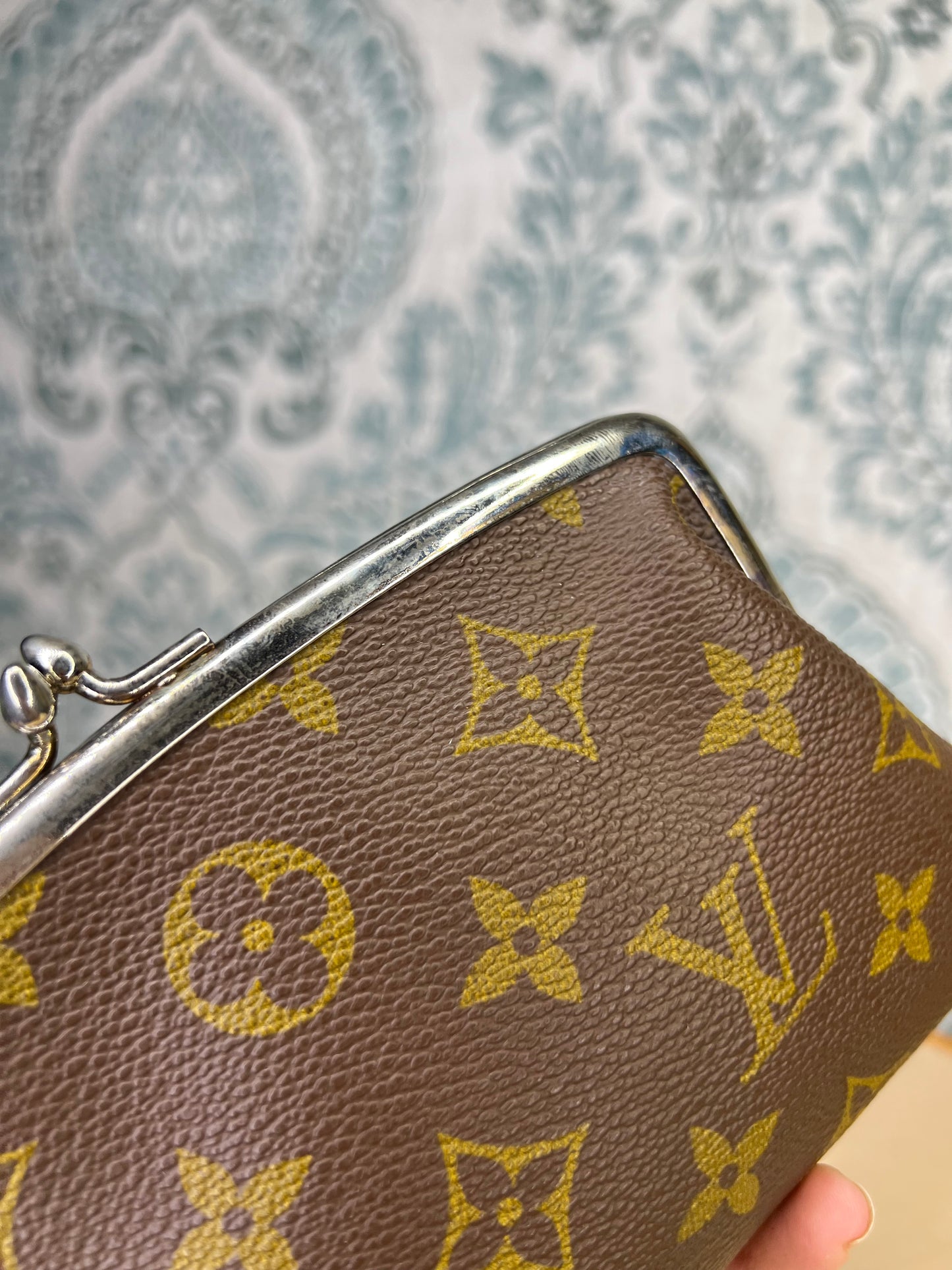 Louis Vuitton French Company Kisslock Pouch