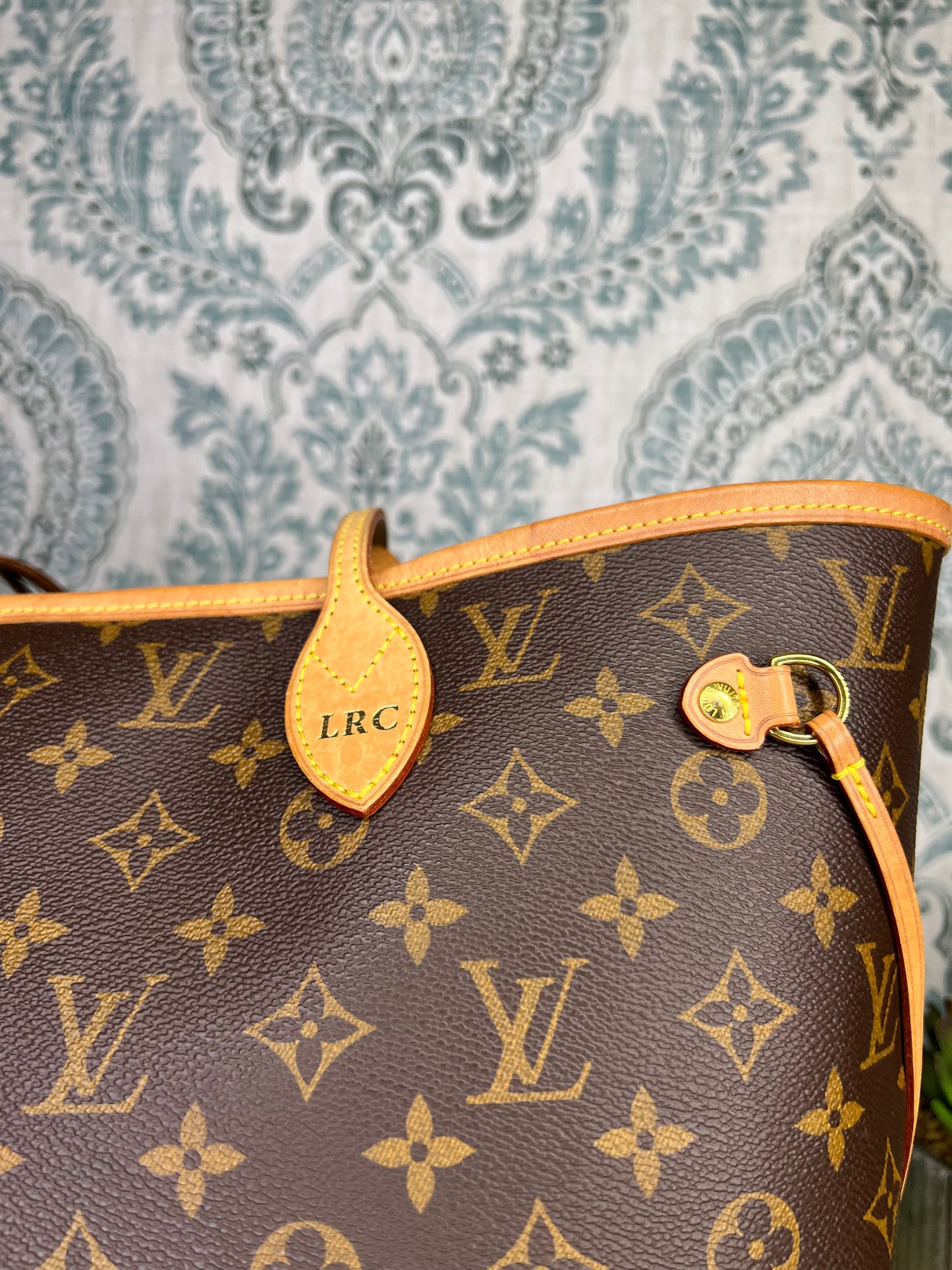 Neverfull MM Cherry Red