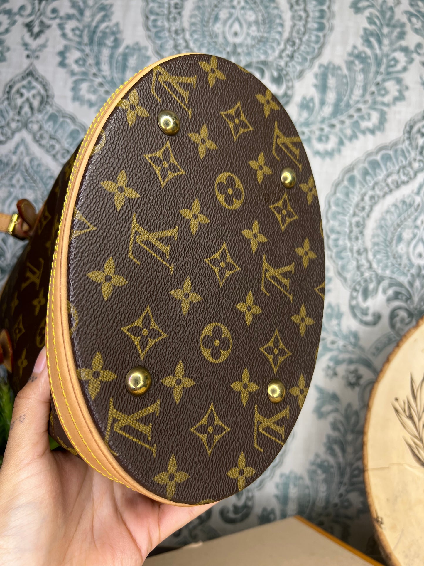 Louis Vuitton Bucket PM