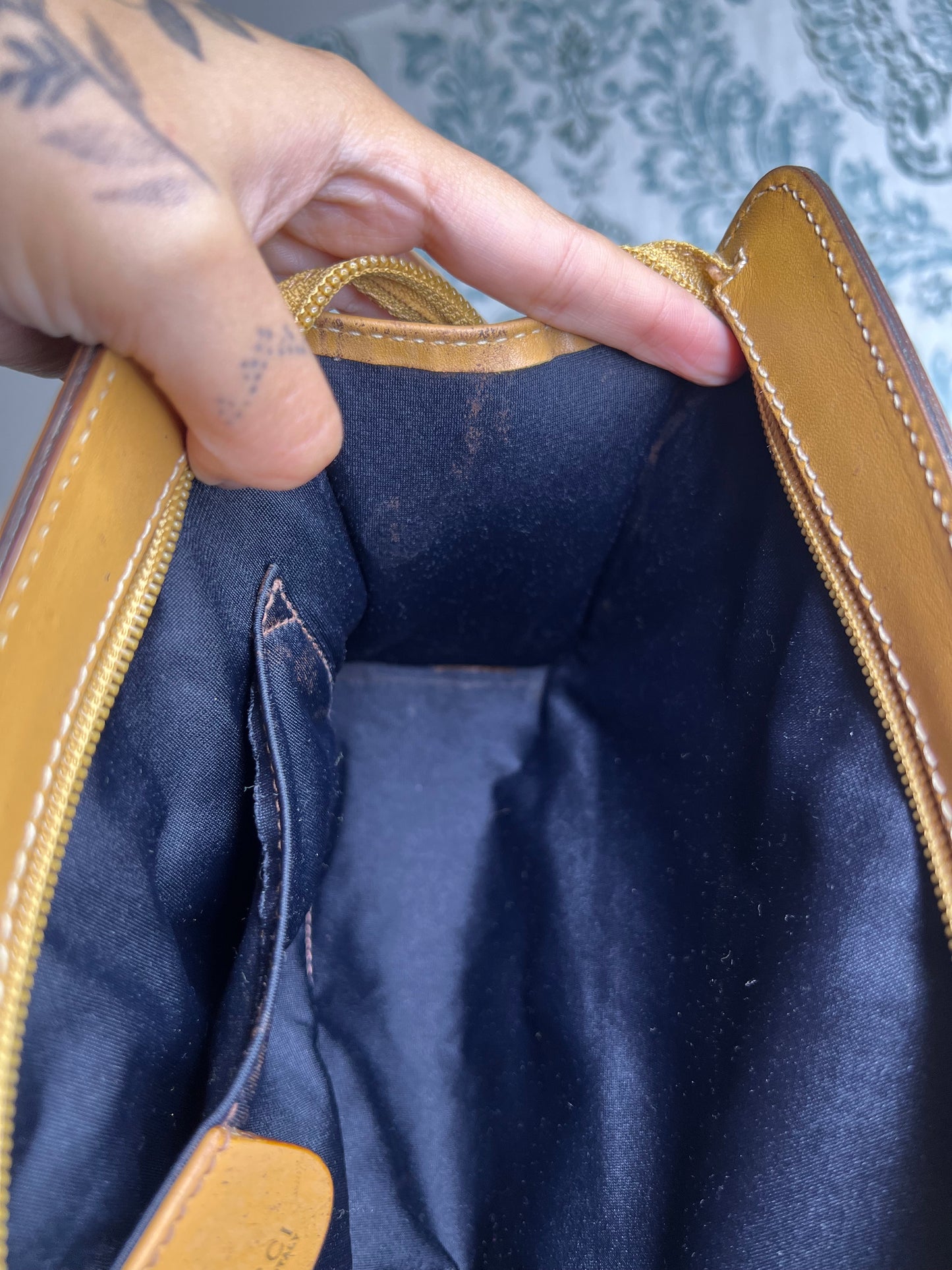 Gucci Tan Vintage Clutch