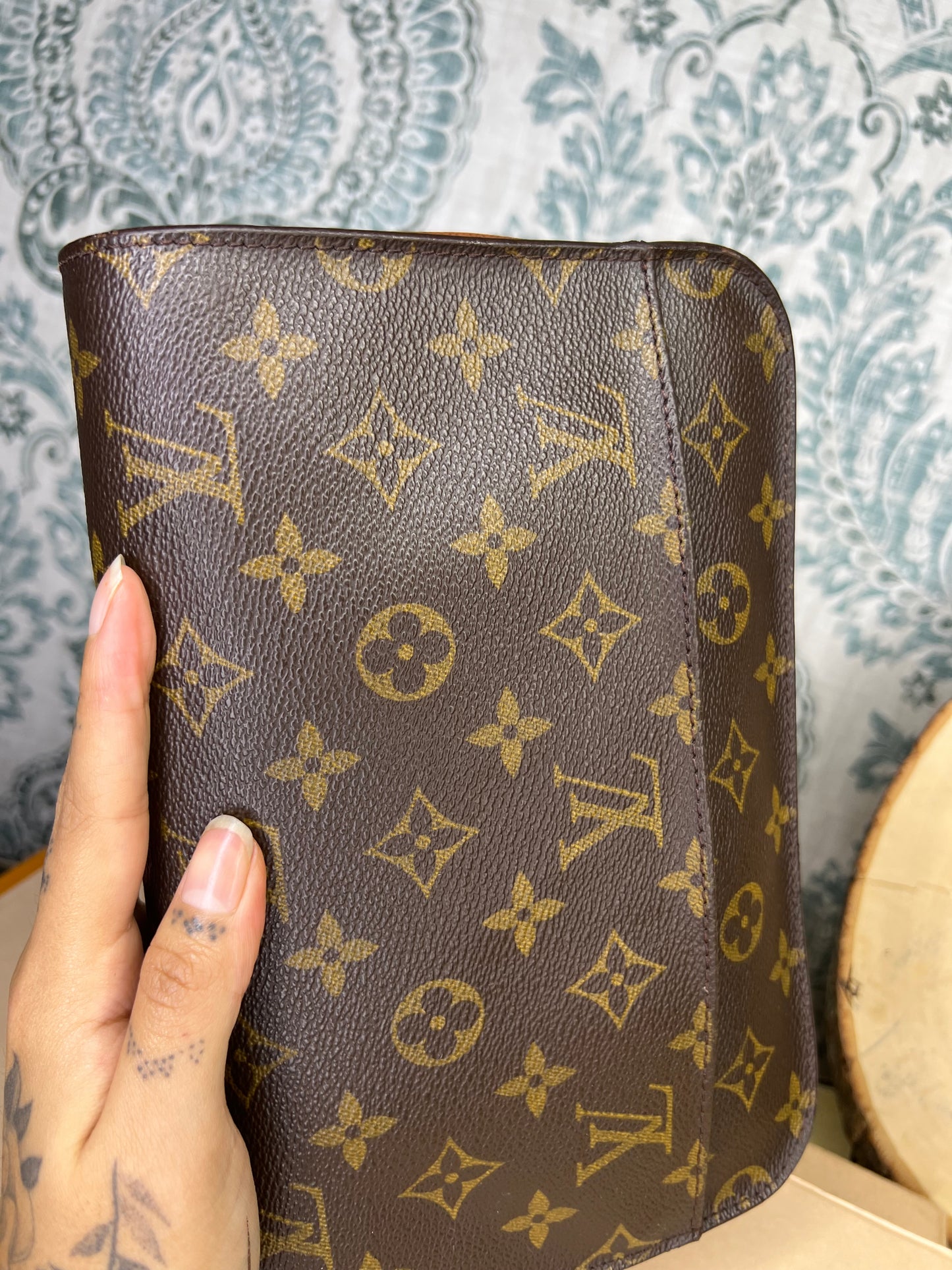 Louis Vuitton Orsay Clutch