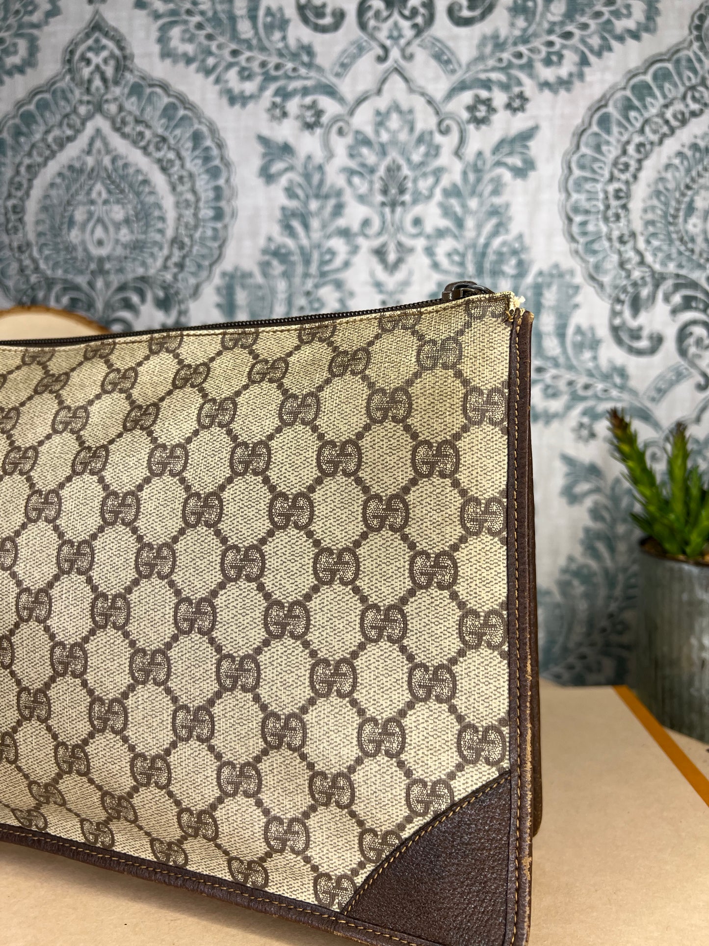 Gucci Vintage Brown Clutch