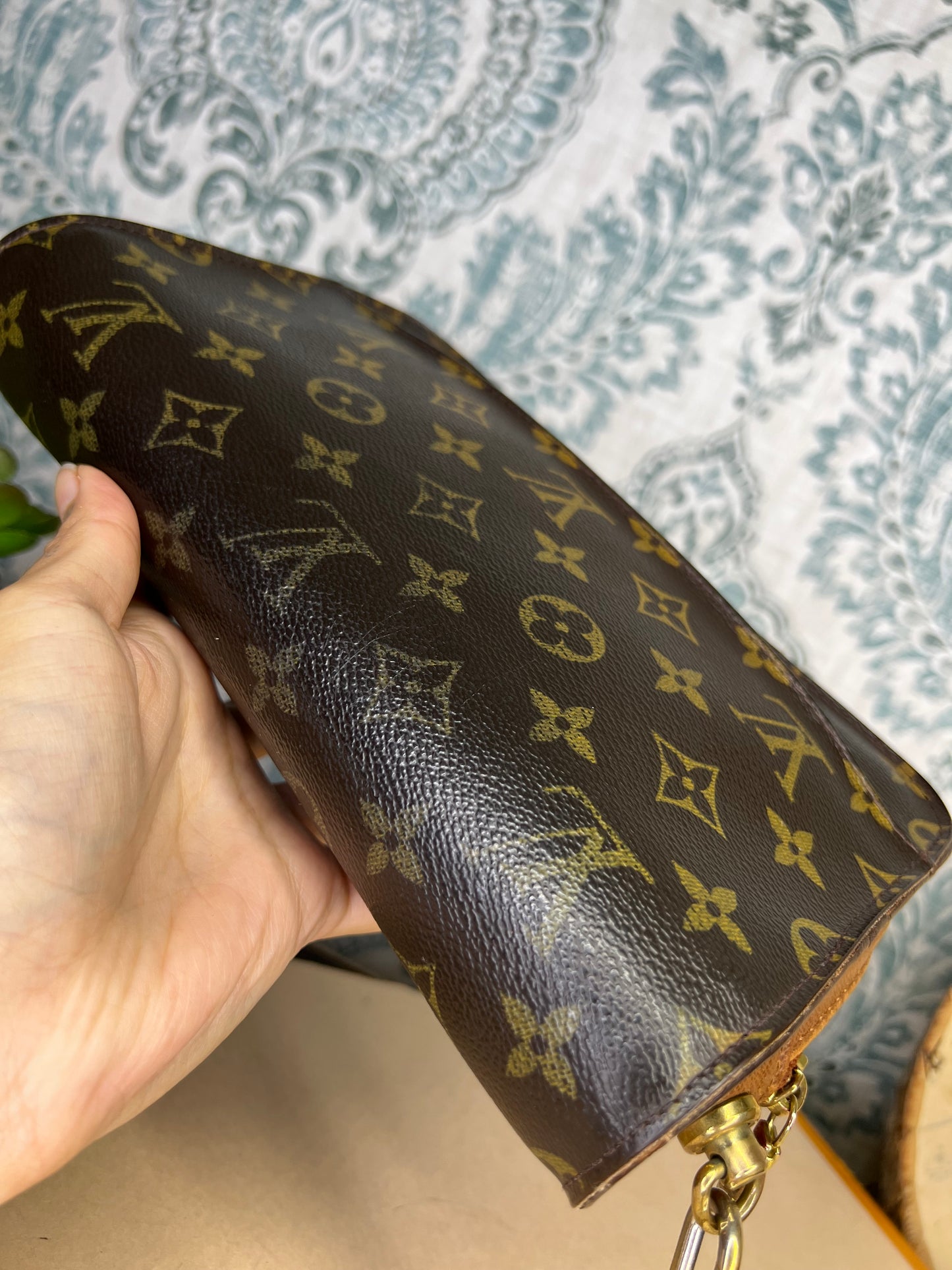 Louis Vuitton Orsay Clutch