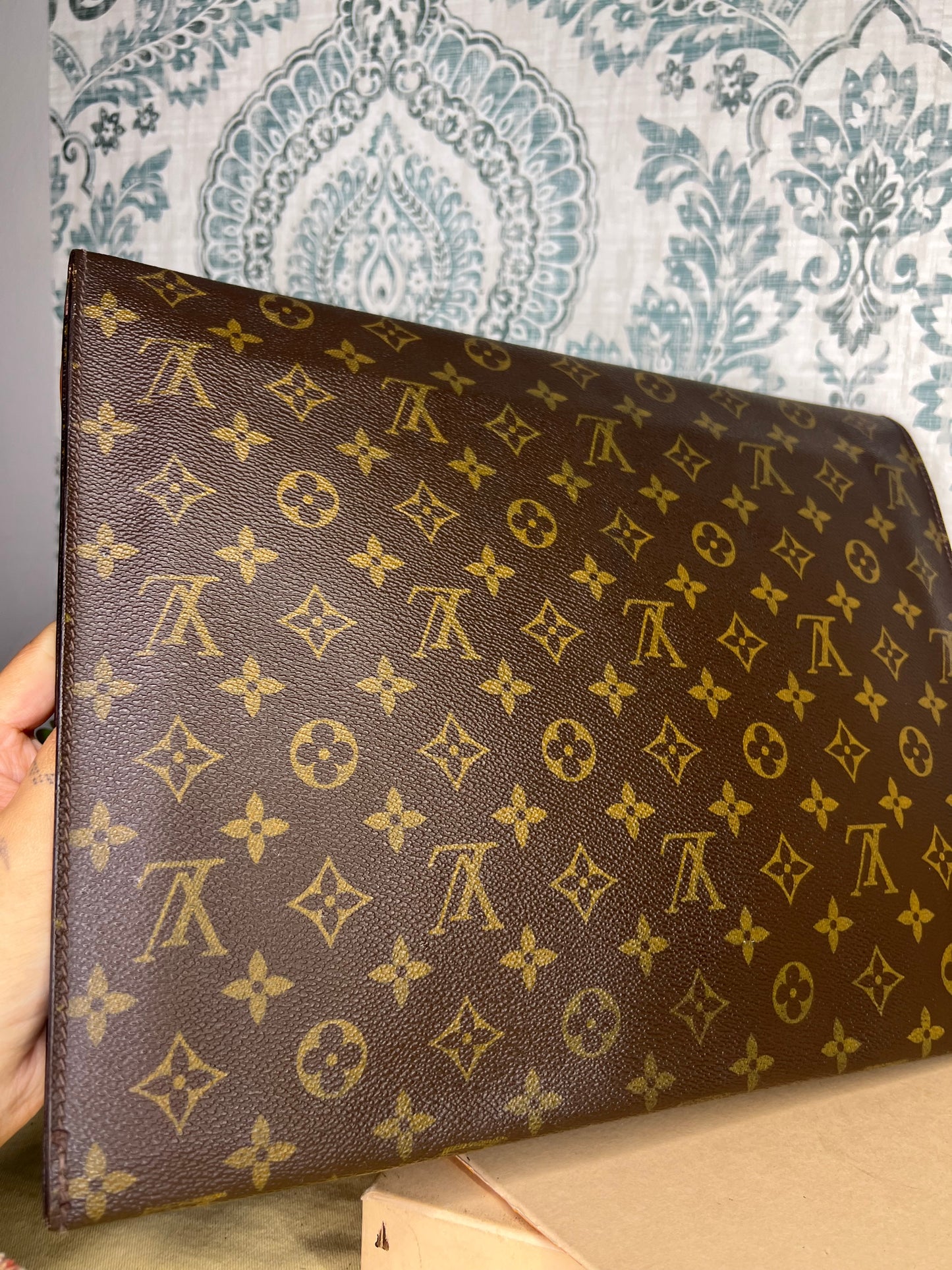 Louis Vuitton Ministre Document Case