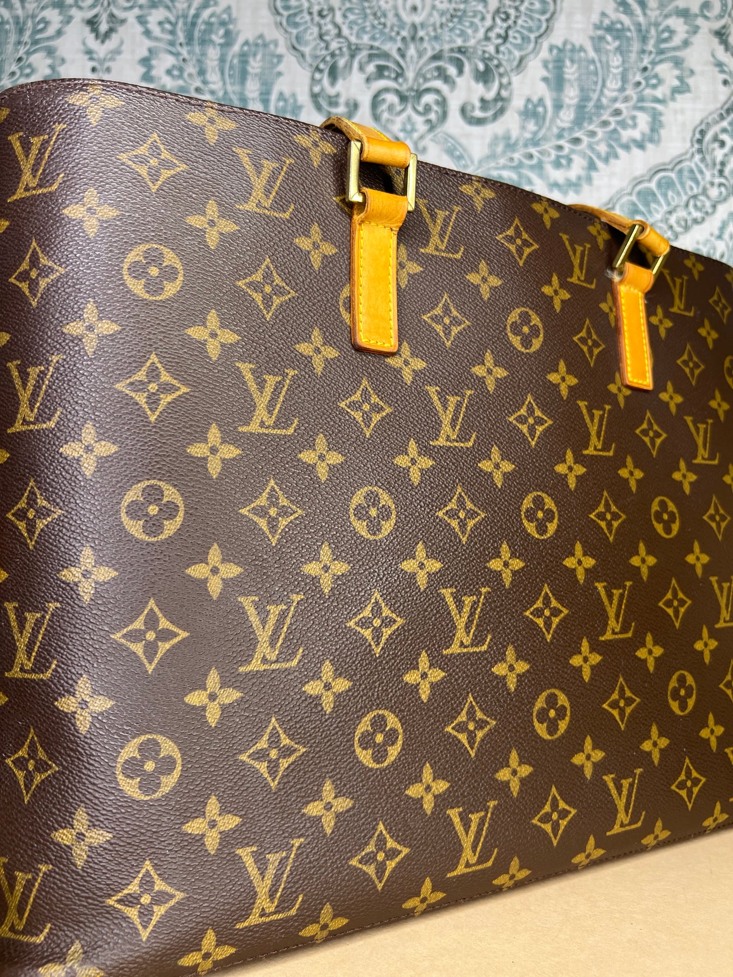 Louis Vuitton Luco Tote