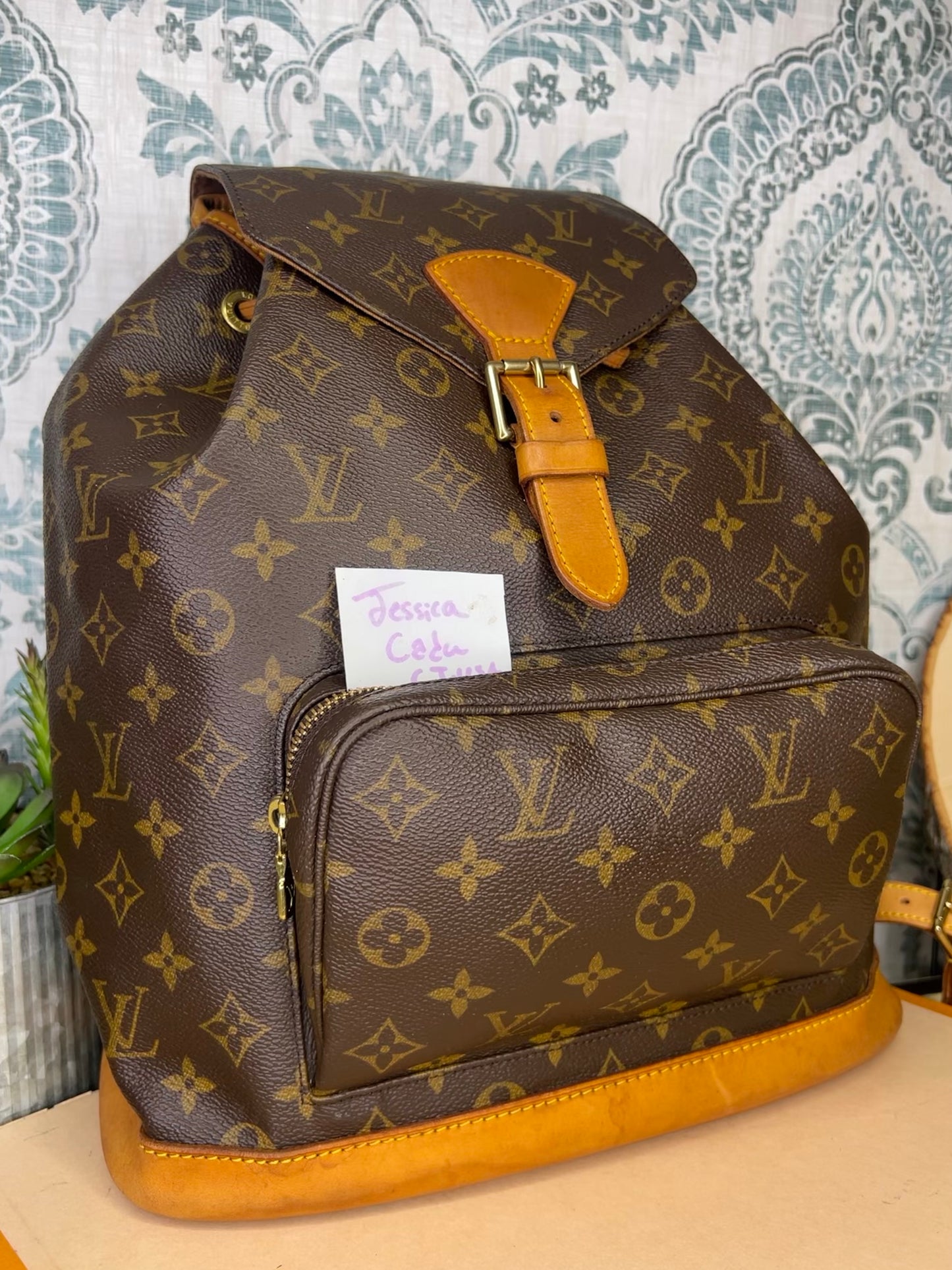 Louis Vuitton Montsouris GM