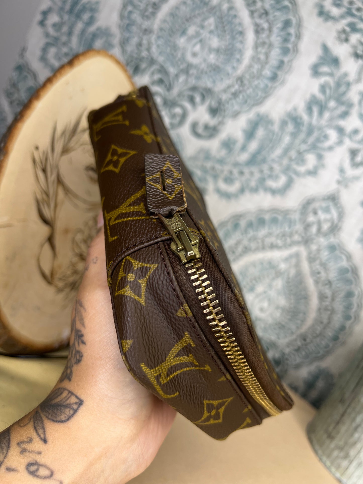 Monte Carlo Jewelry Case