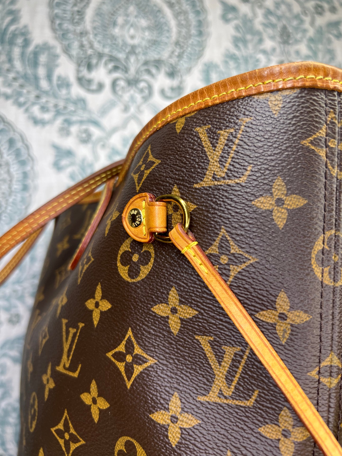 Louis Vuitton Neverfull MM Rose Ballerine