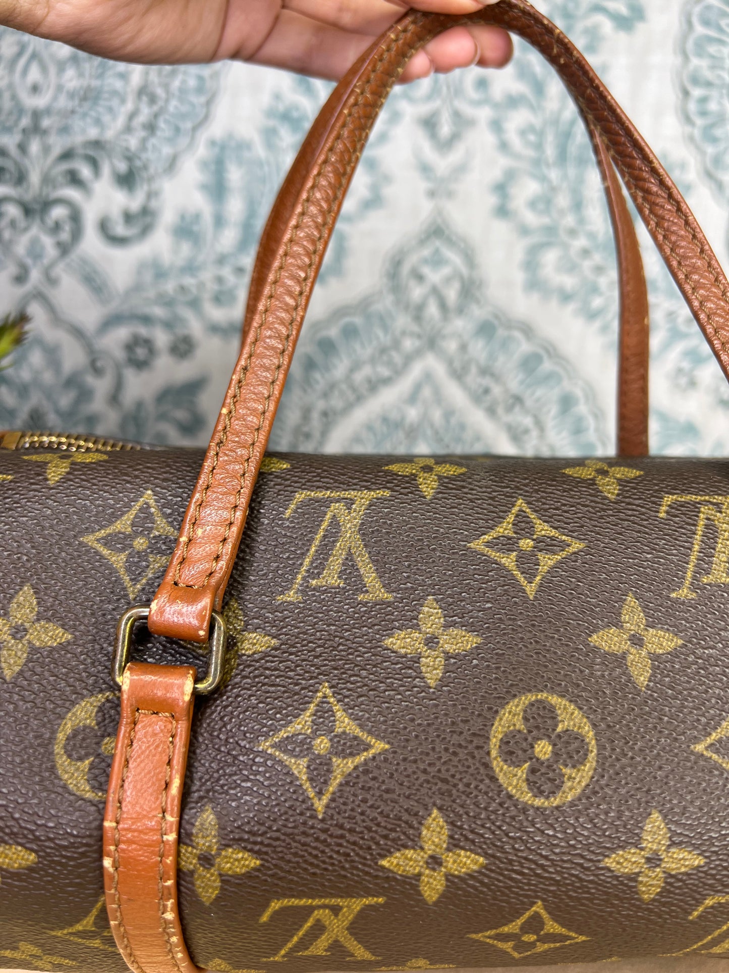Louis Vuitton Papillon 26