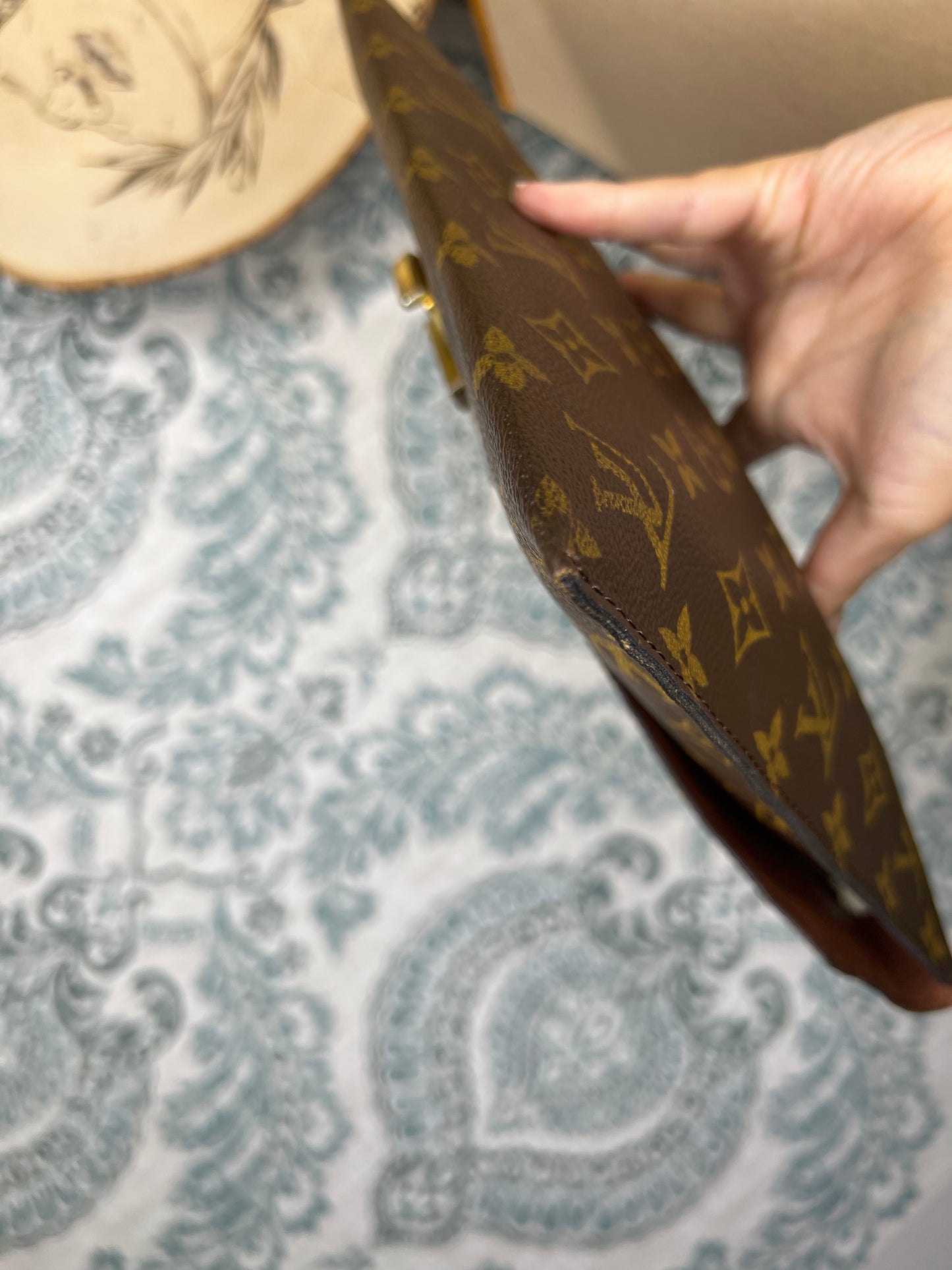 Louis Vuitton Poche Plate Clutch