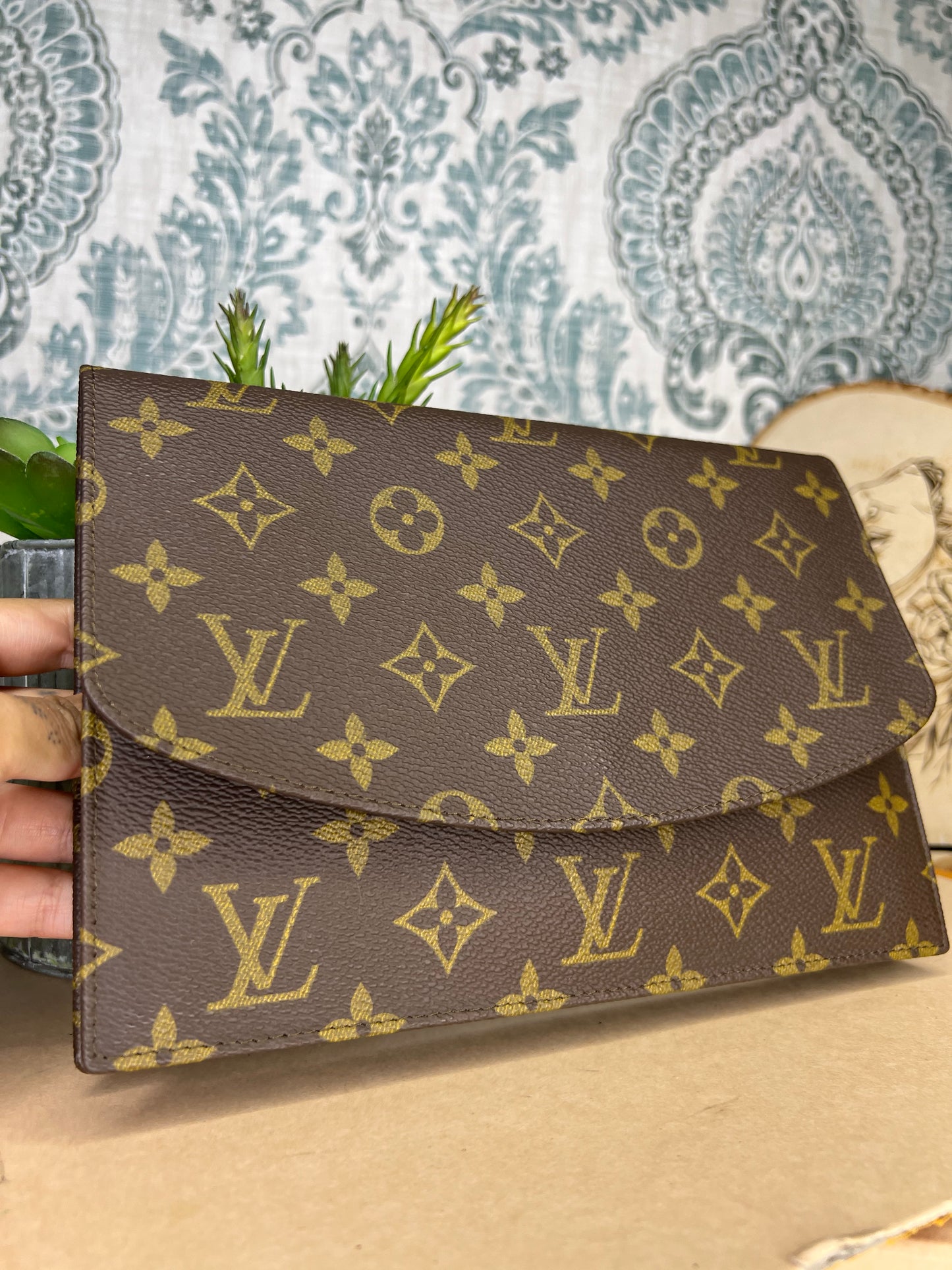 Louis Vuitton Pochette Rabat