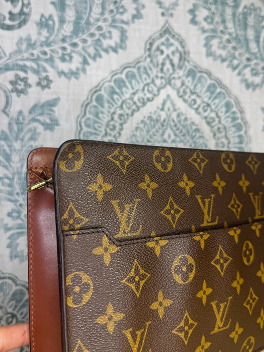 Louis Vuitton Pochette Homme Clutch
