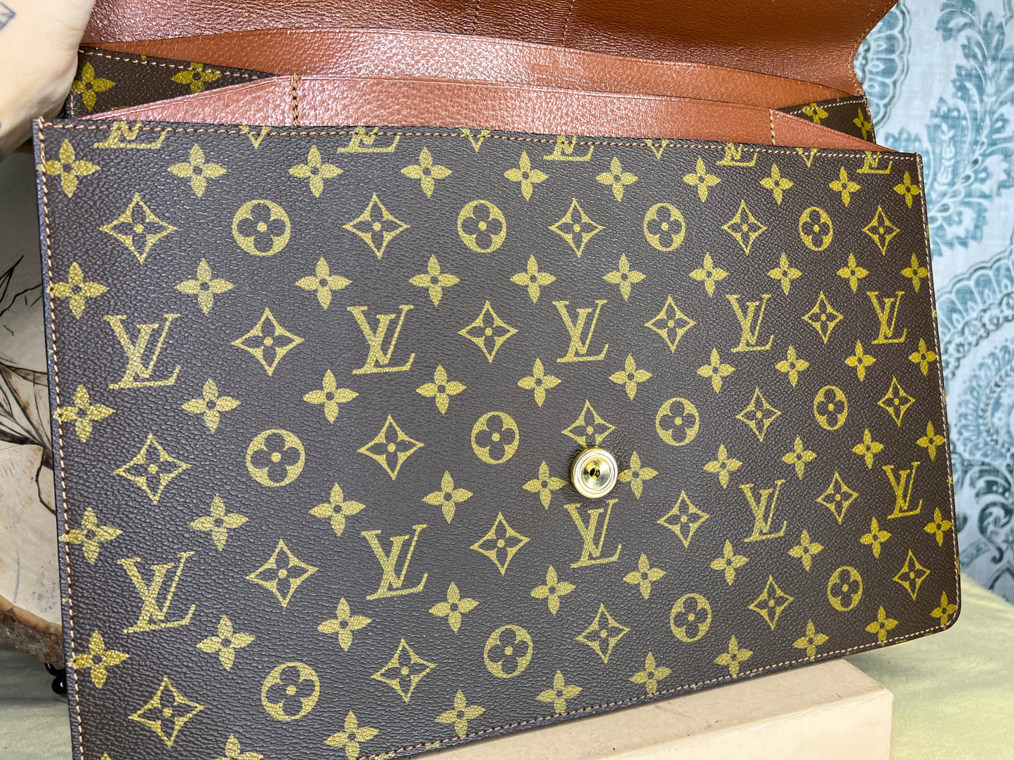 Lena Portfolio Case