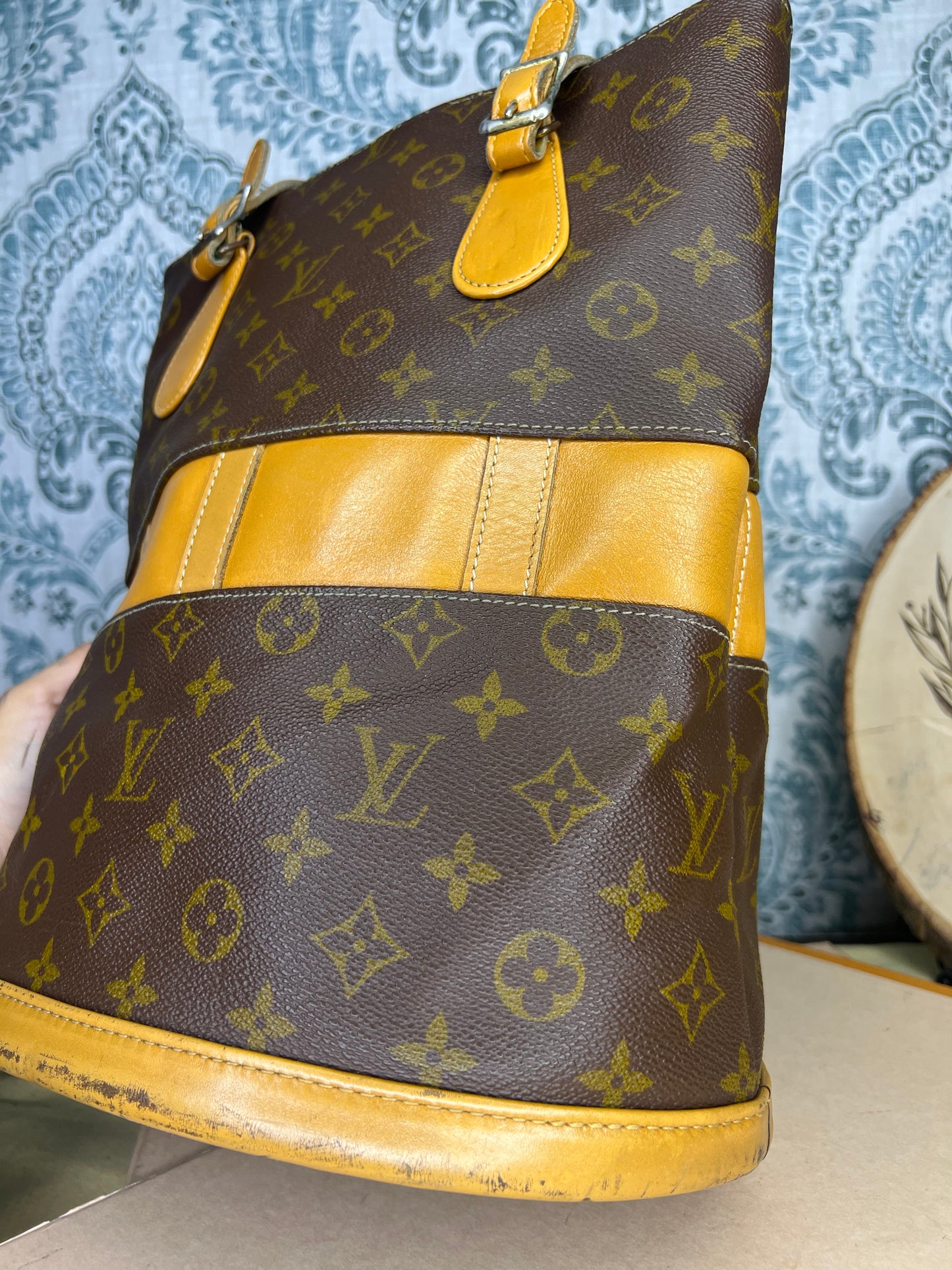 Louis Vuitton French Company Bucket GM