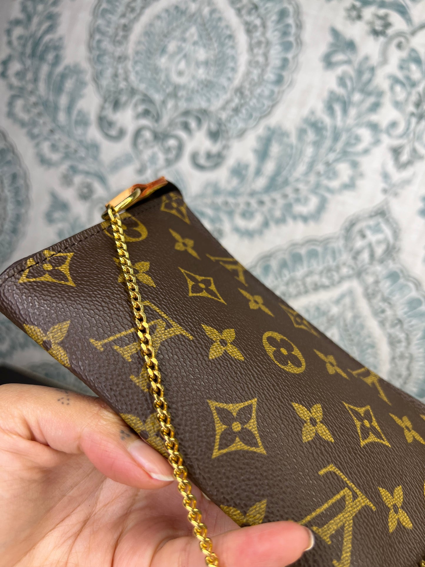 Louis Vuitton Bucket PM Pouch