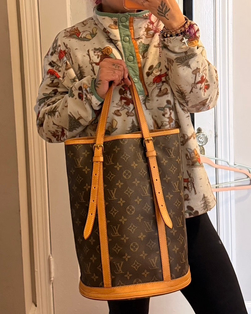 Louis Vuitton Bucket GM
