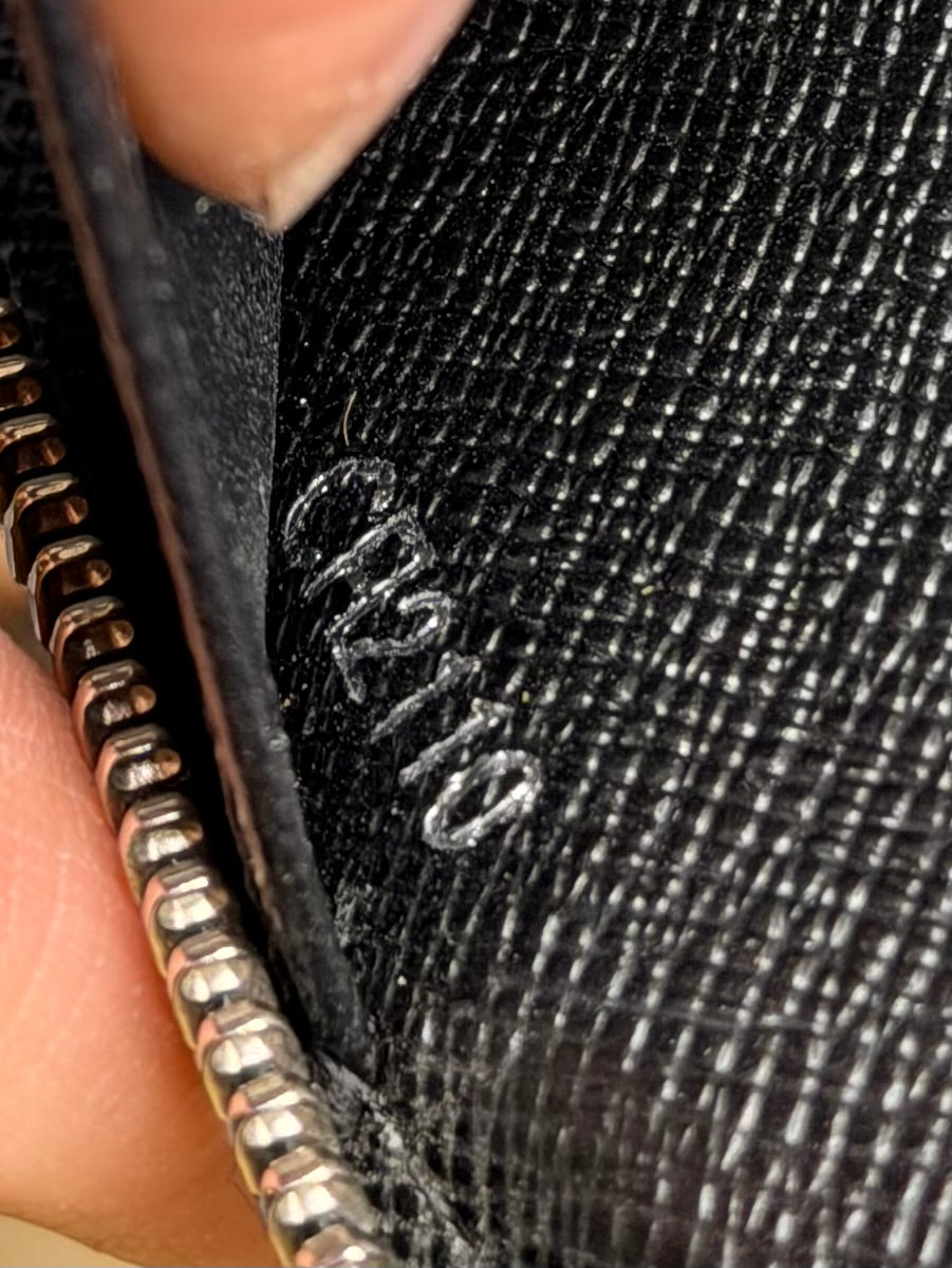 Louis Vuitton Damier Graphite Zippy Organizer