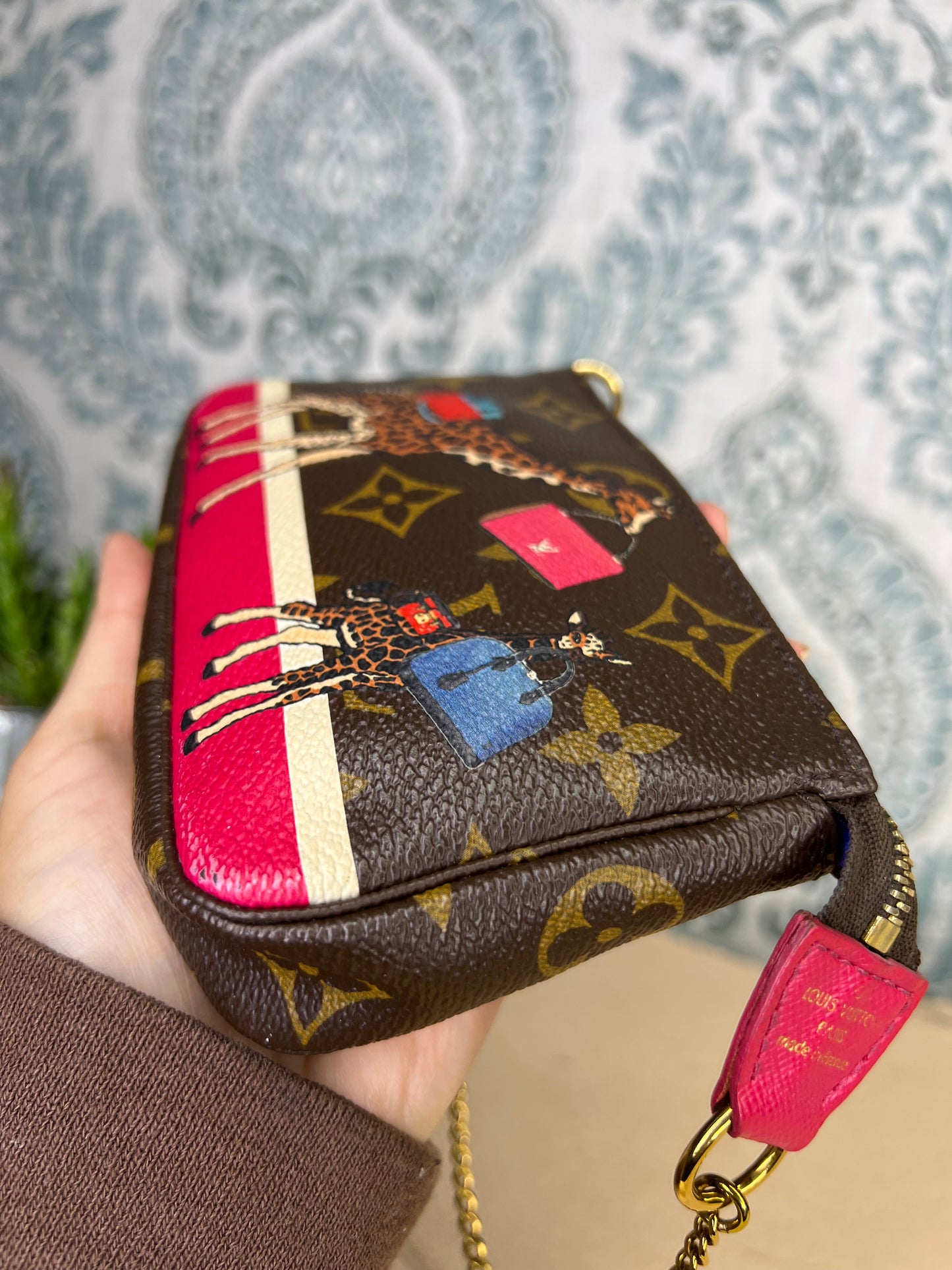 Louis Vuitton Holiday Limited Edition Mini Pochette
