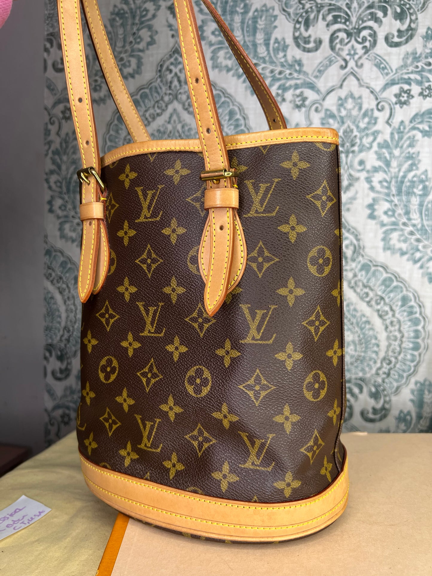 Louis Vuitton Bucket PM