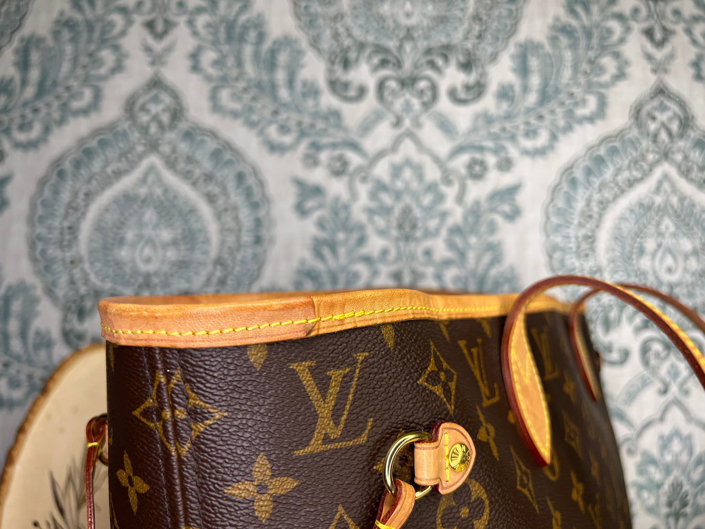 Neverfull MM Cherry Red