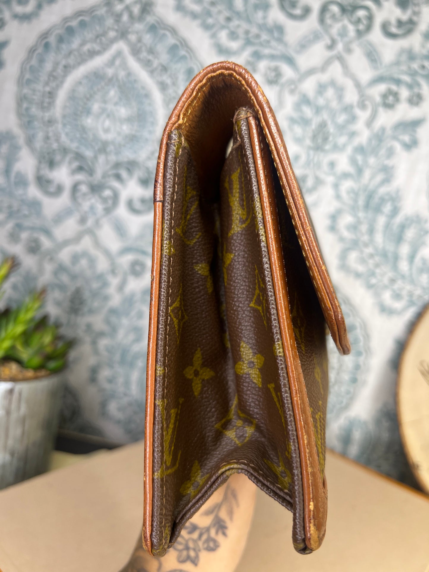 Louis Vuitton Pochette Dame GM