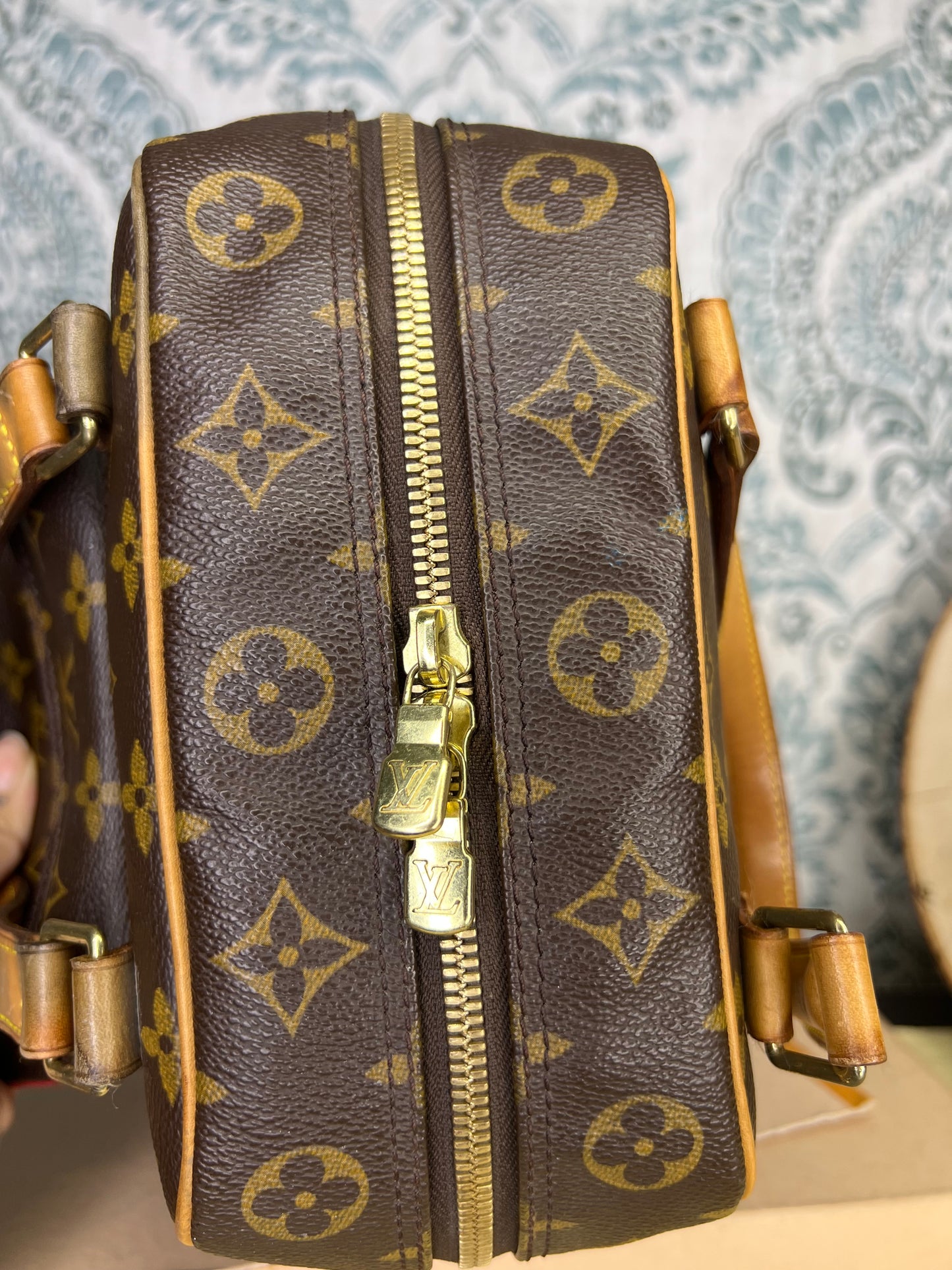 Louis Vuitton Excentri Cite Handbag