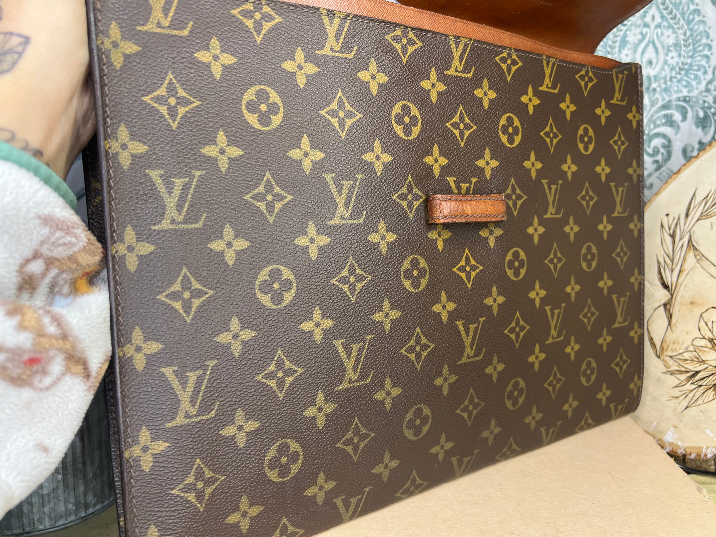 Louis Vuitton Ministre Document Case
