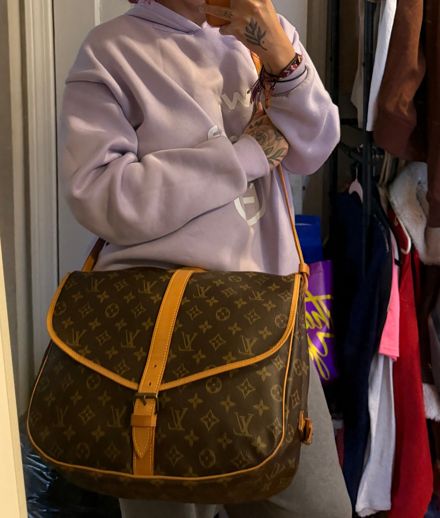 Louis Vuitton Saumur 35
