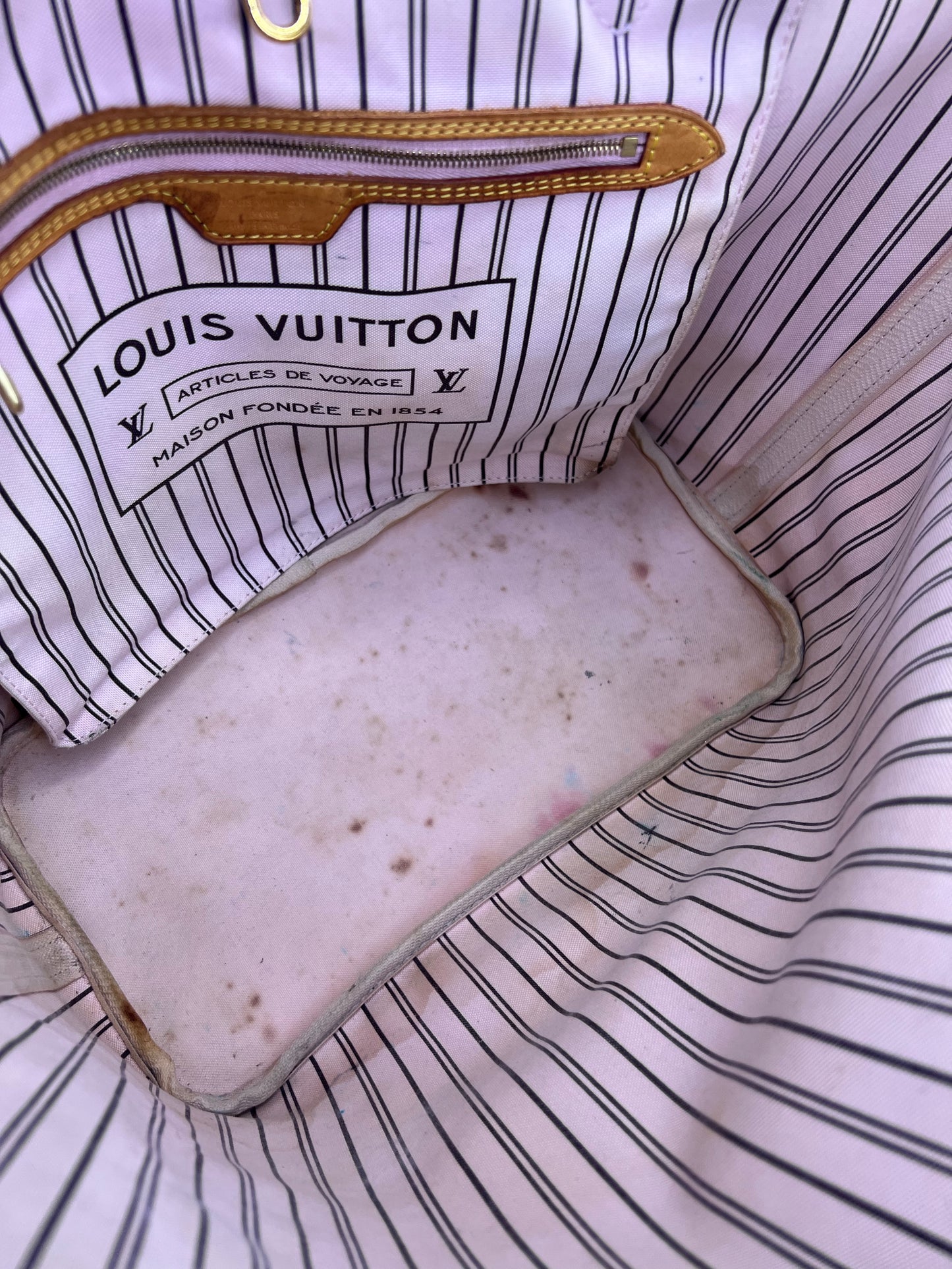 Louis Vuitton Neverfull MM Rose Ballerine