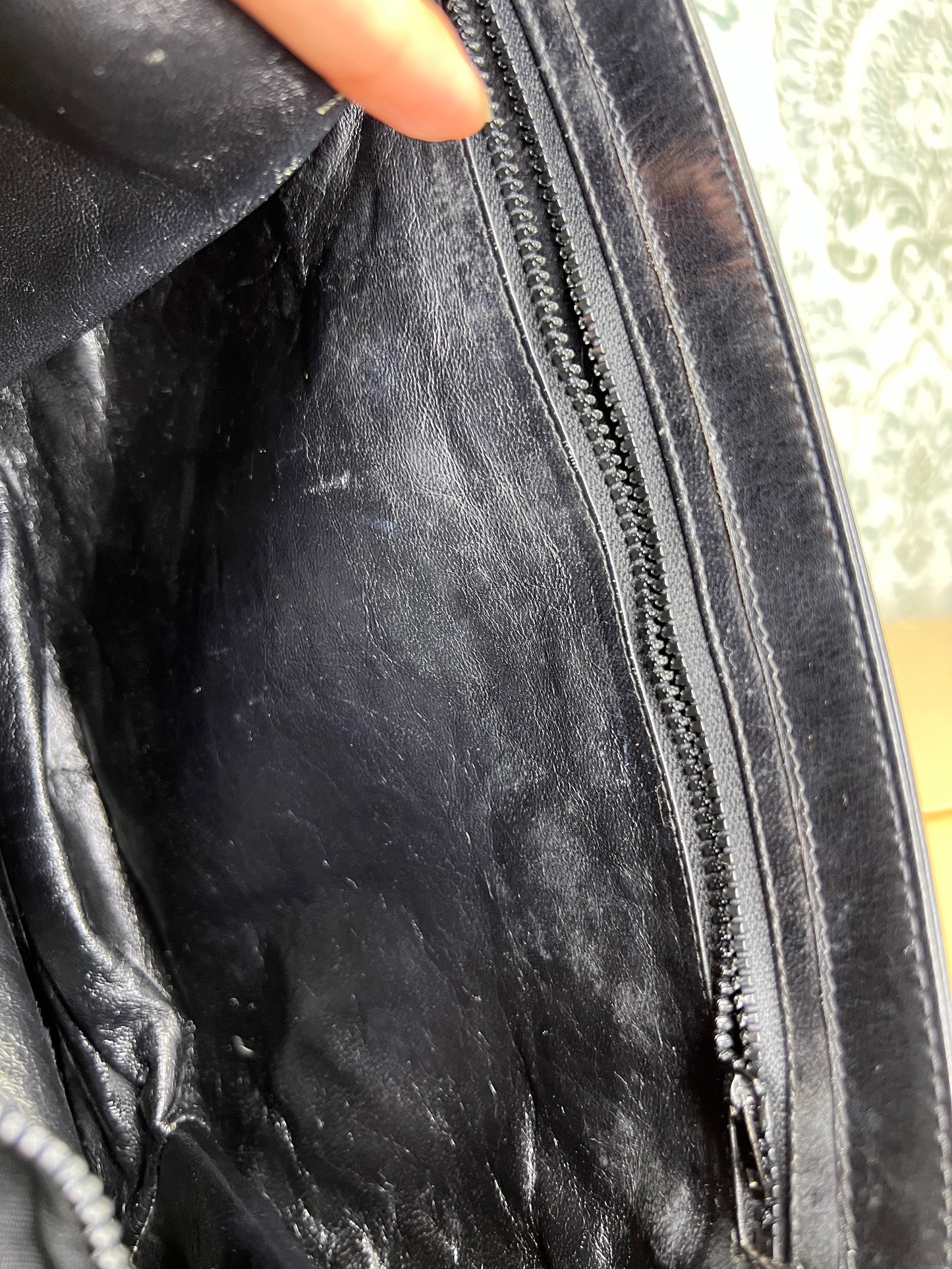 Gucci Vintage Horsebit Black Shoulder Bag