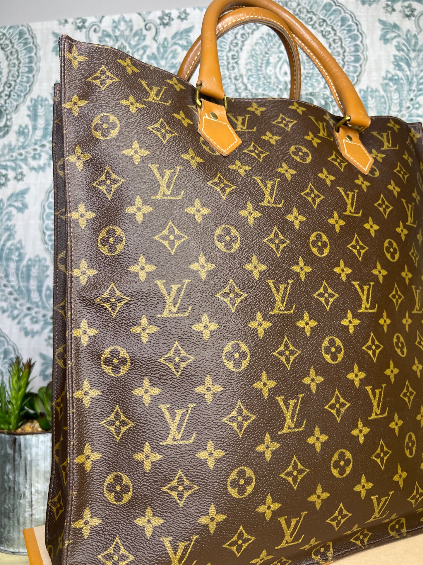Louis Vuitton French Company Sac Plat