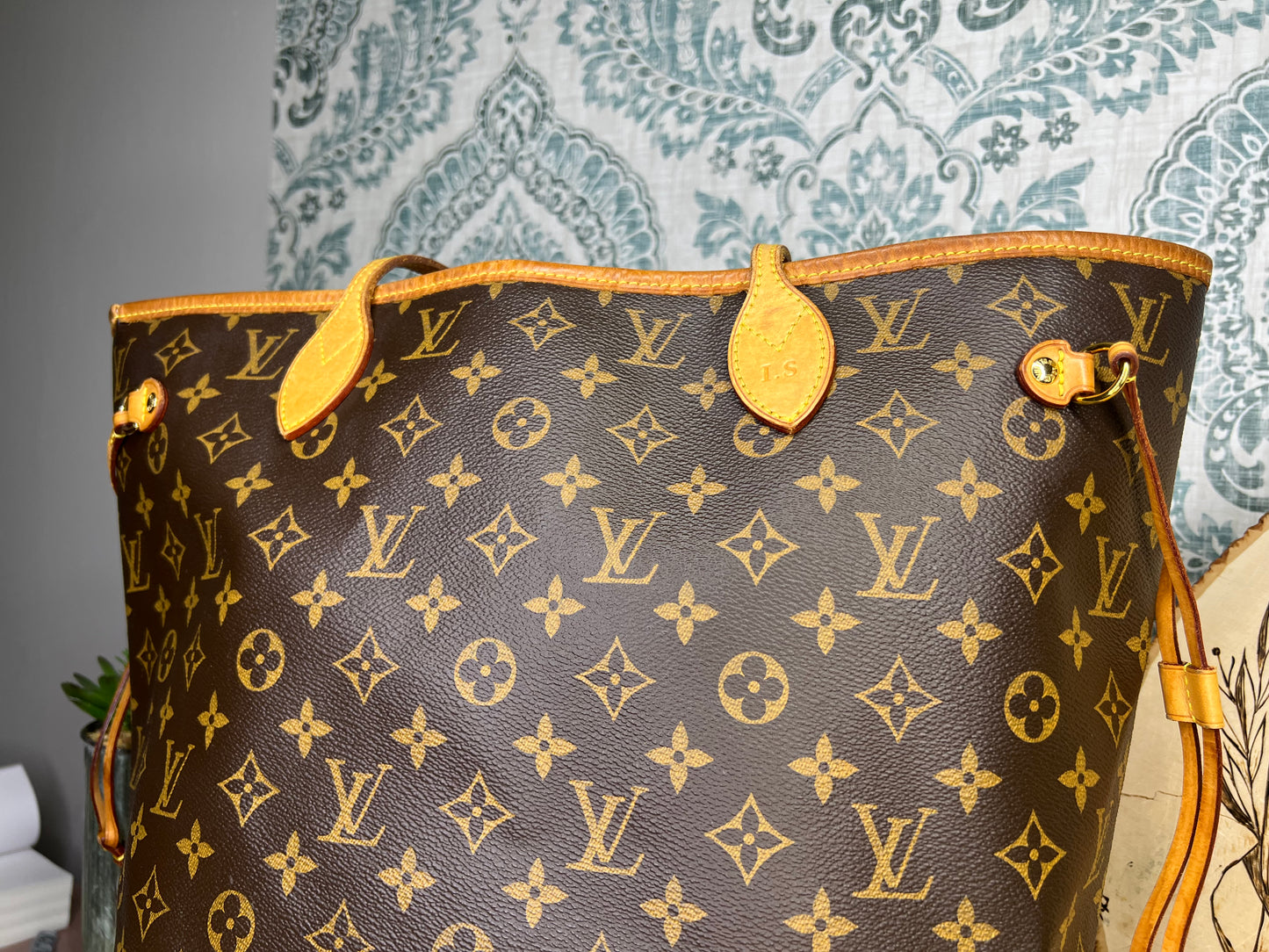 Louis Vuitton Neverfull MM Rose Ballerine