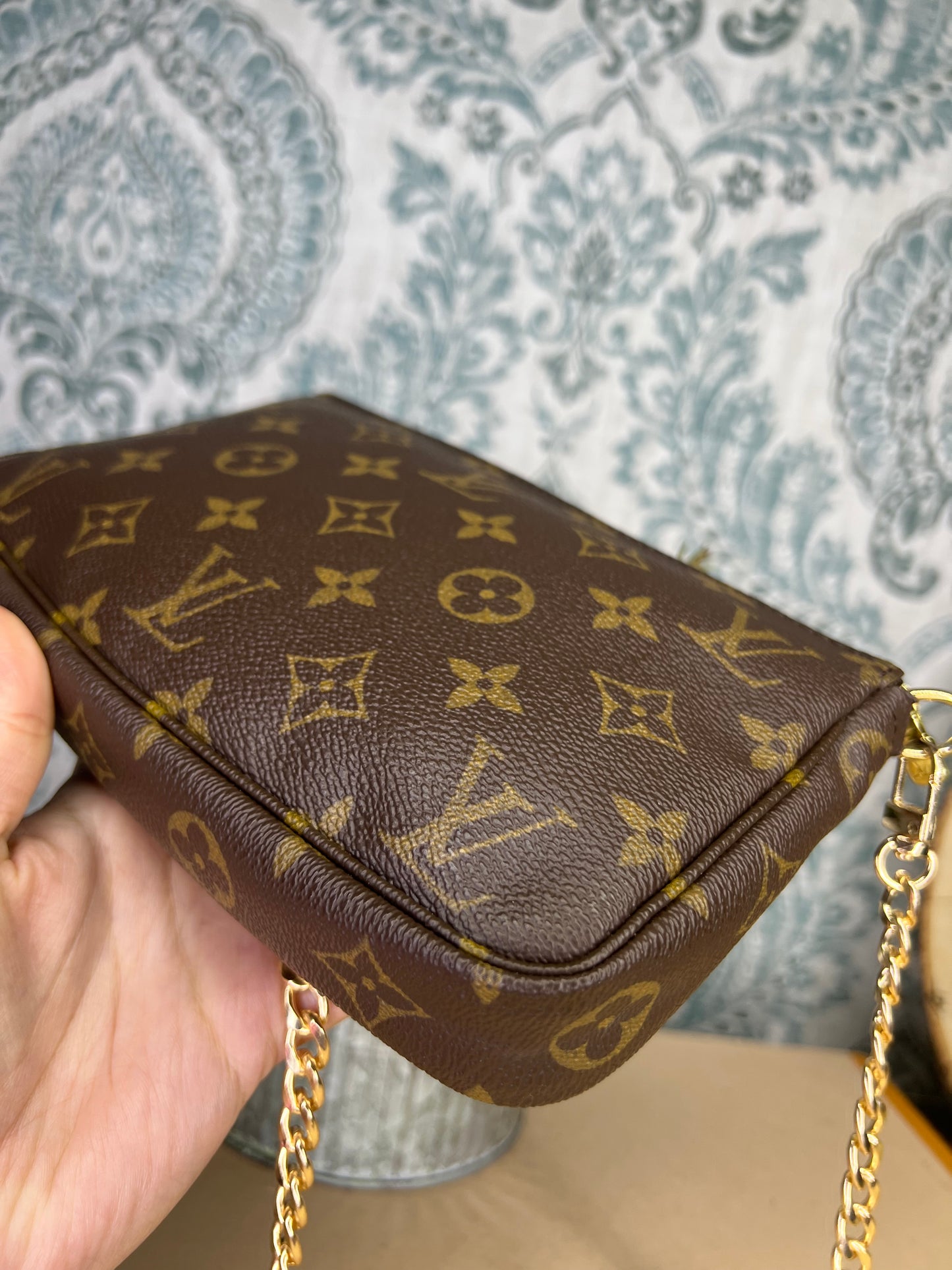 Louis Vuitton Pochette Accessoires