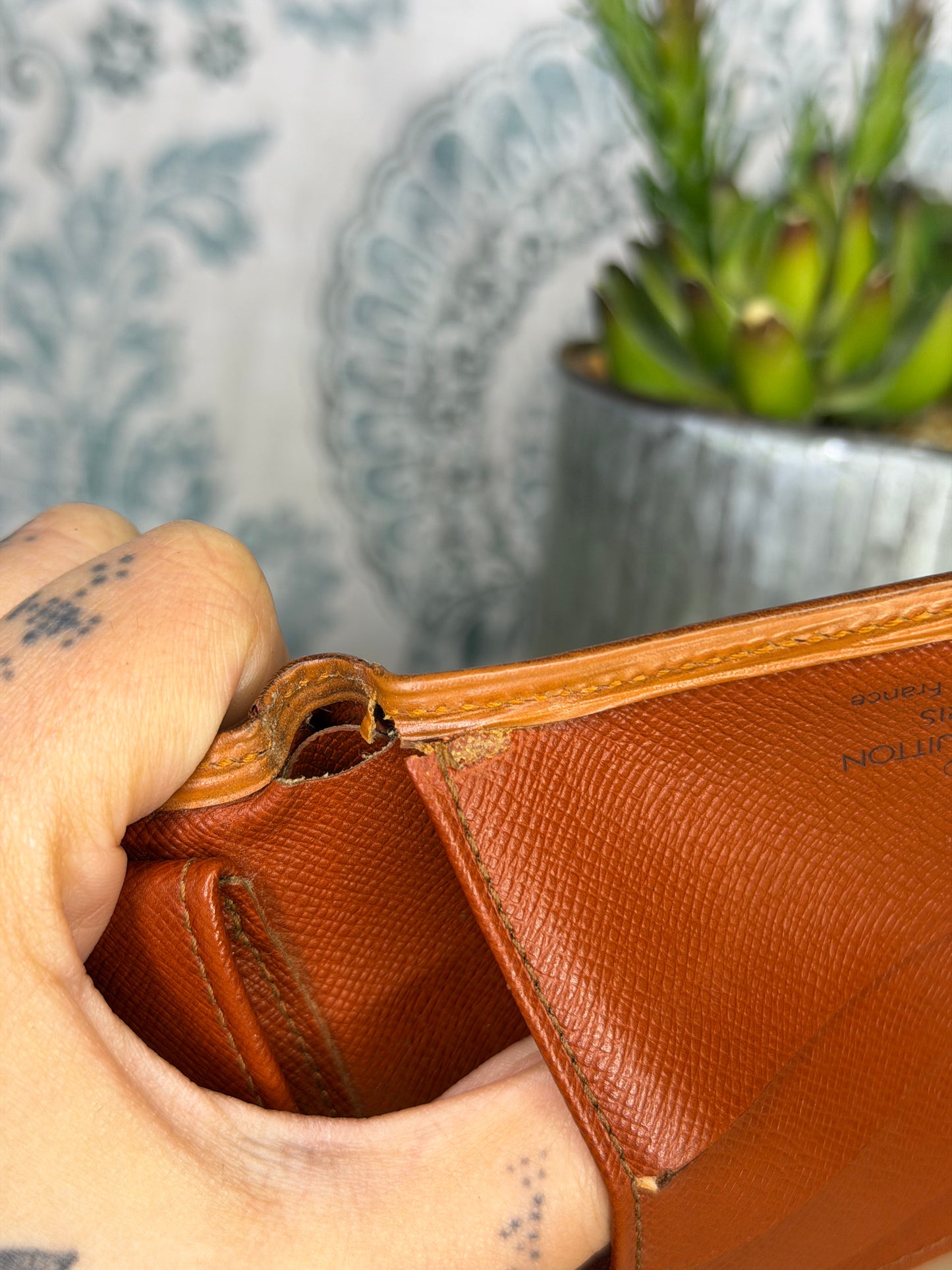 Louis Vuitton Epi Bifold Canelle