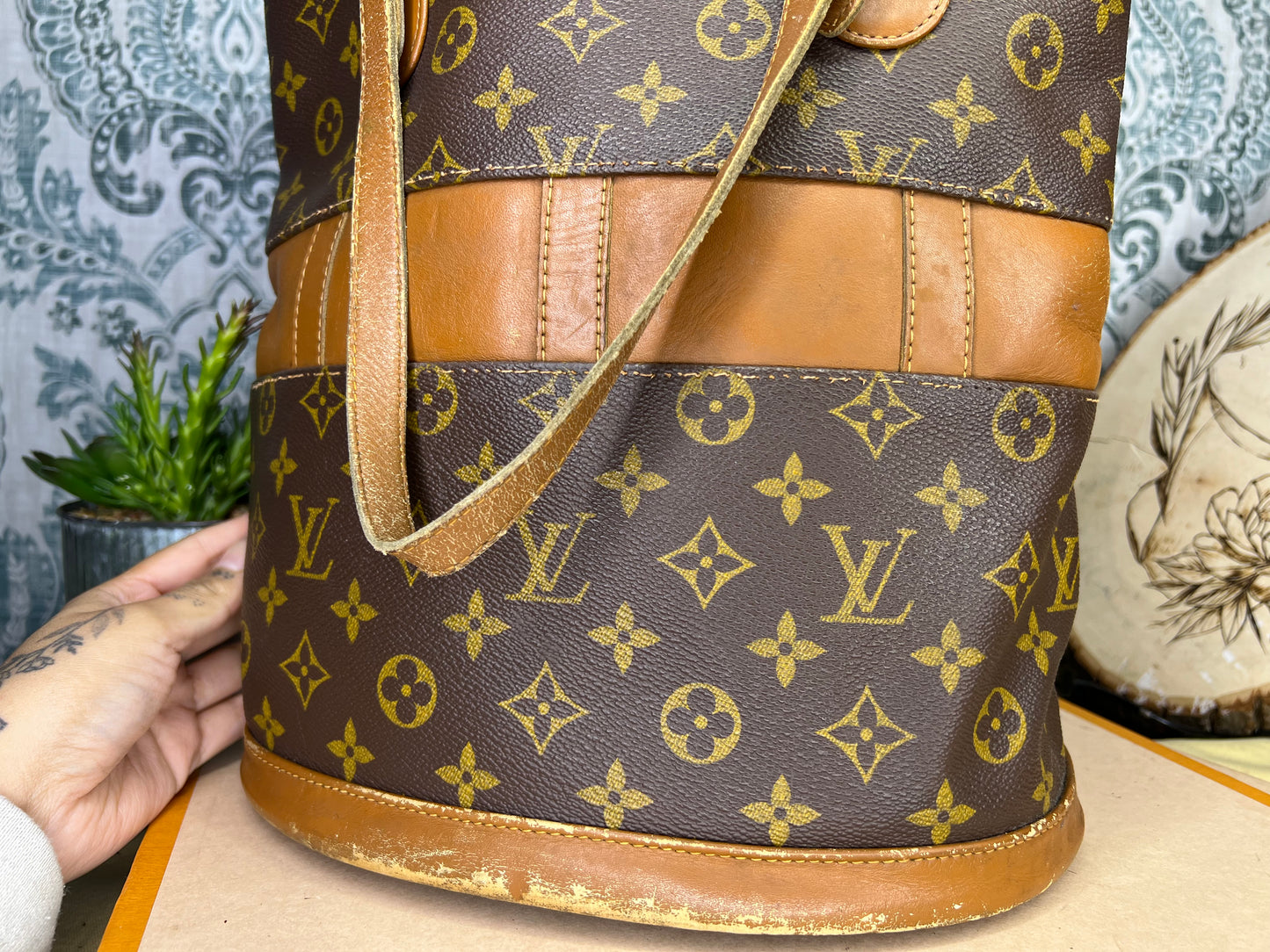 Louis Vuitton French Company Bucket GM