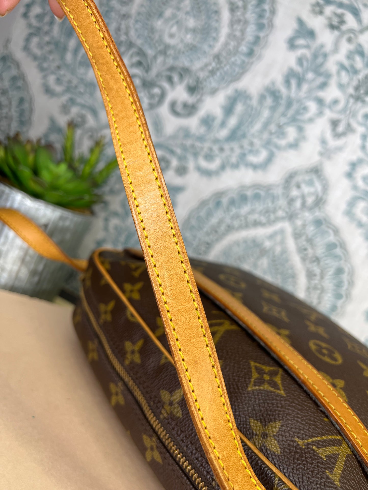 Louis Vuitton Jeune Fille MM