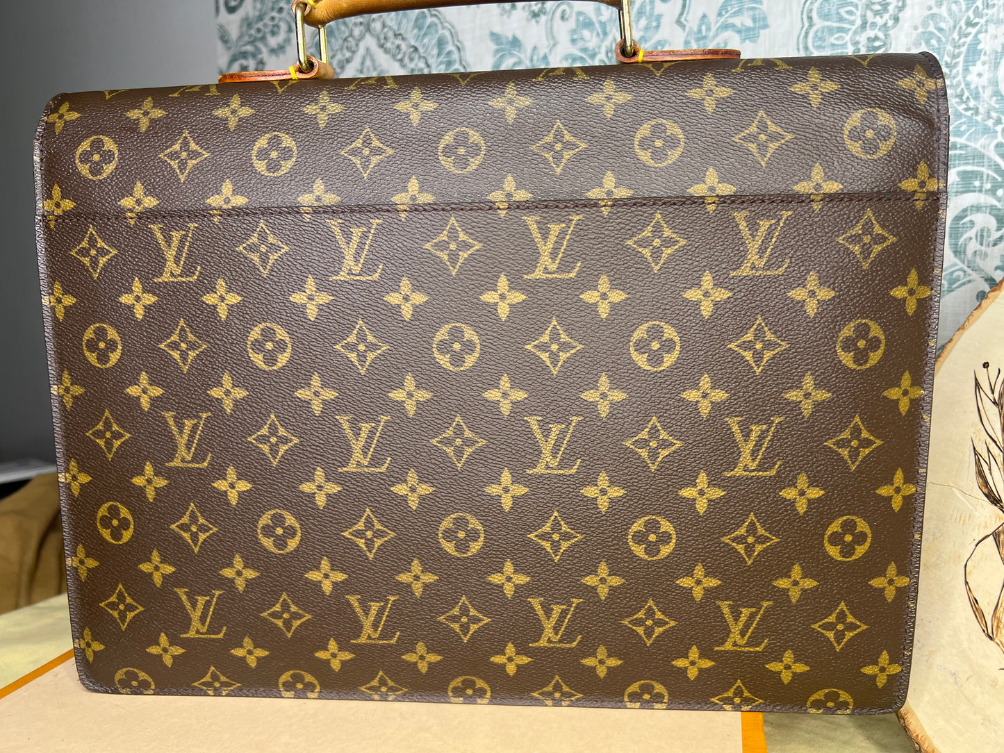 Louis Vuitton Serviette Conseiller Briefcase