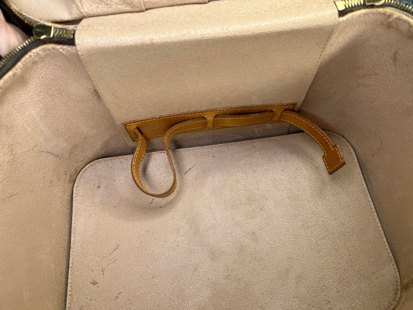 Nice Vanity Case