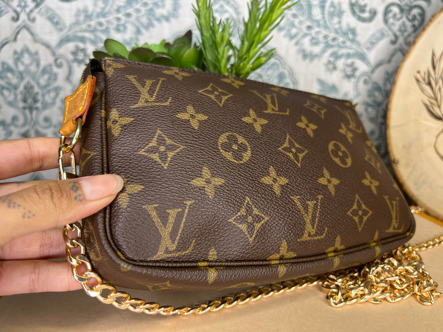Louis Vuitton Pochette Accessoires