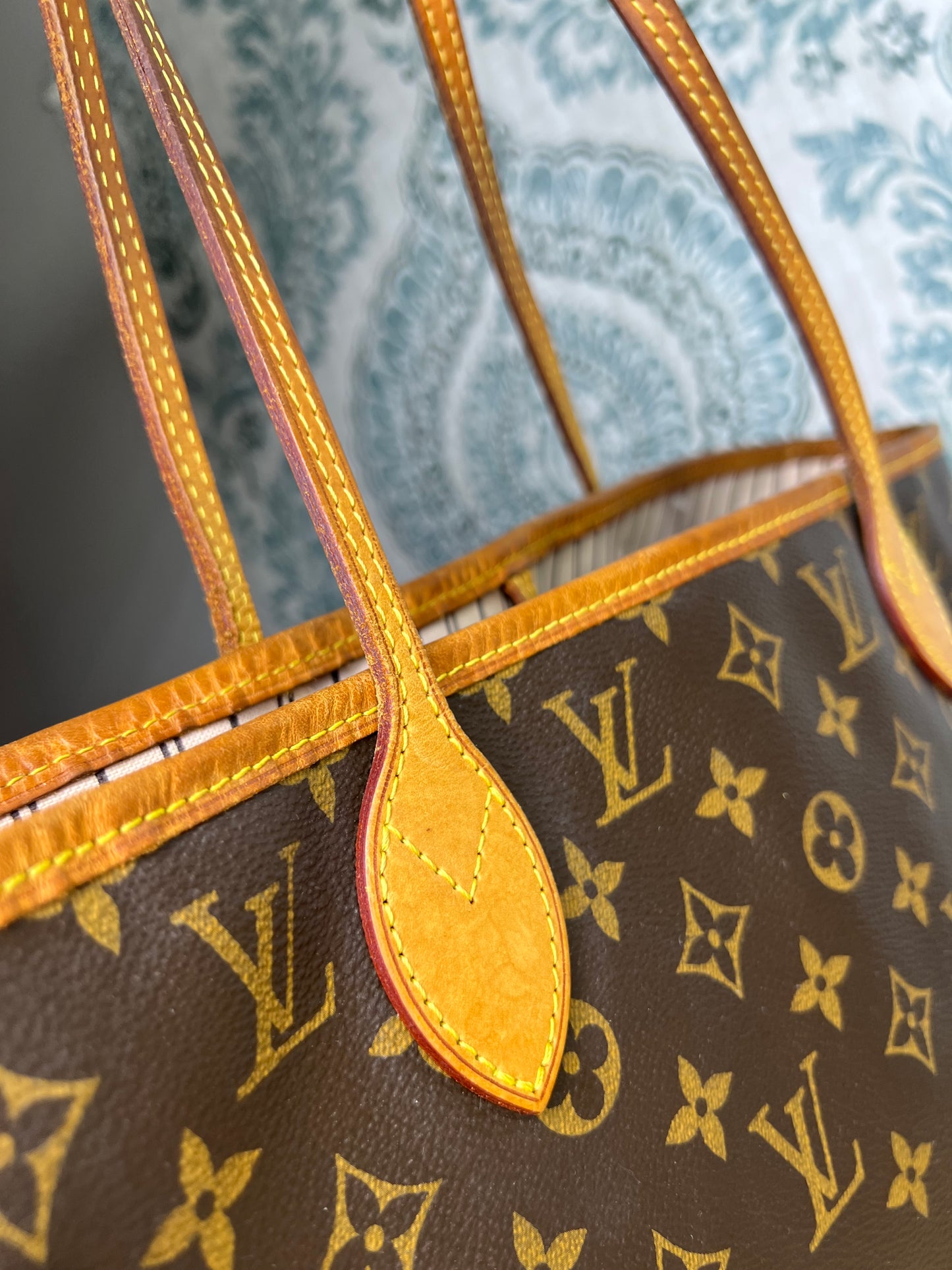 Louis Vuitton Neverfull MM Rose Ballerine