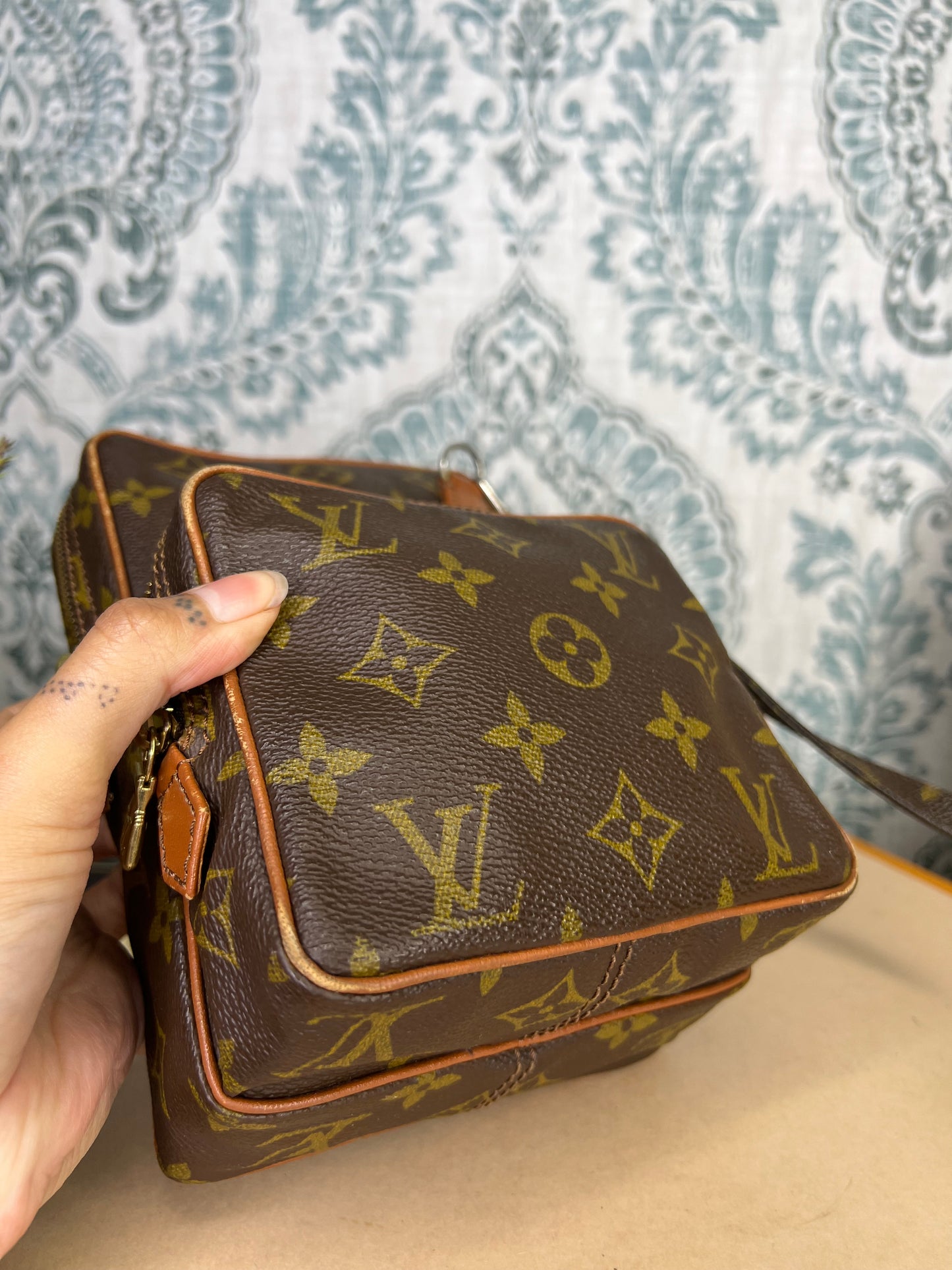 Louis Vuitton Vintage Amazone