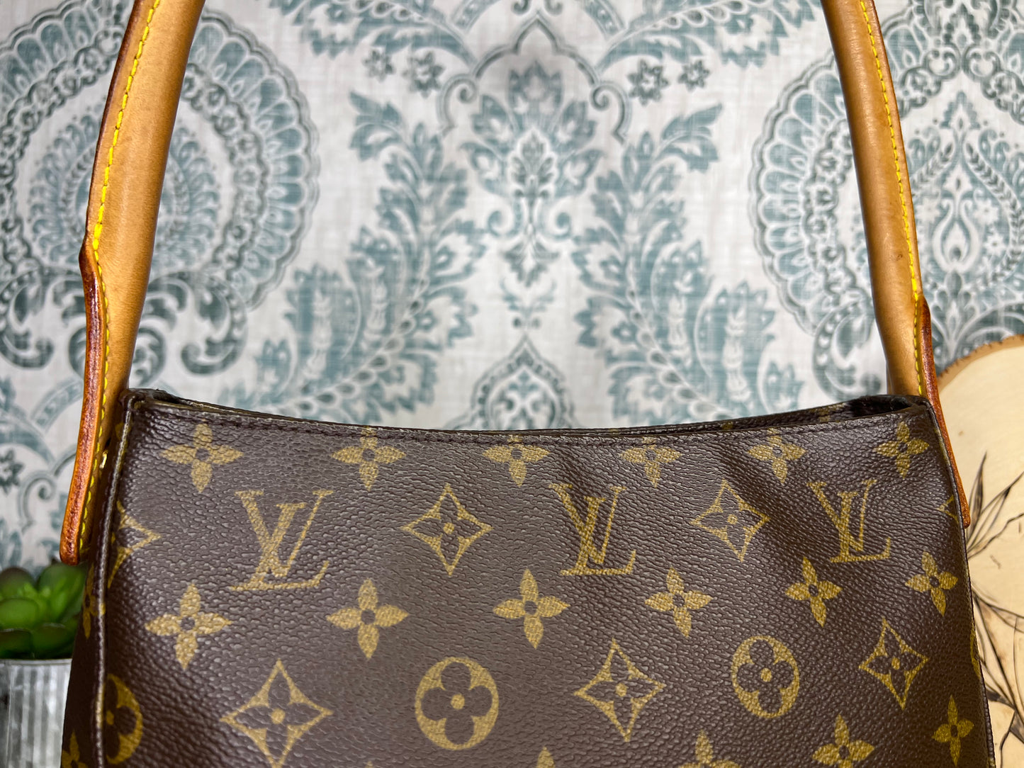 Louis Vuitton Looping MM