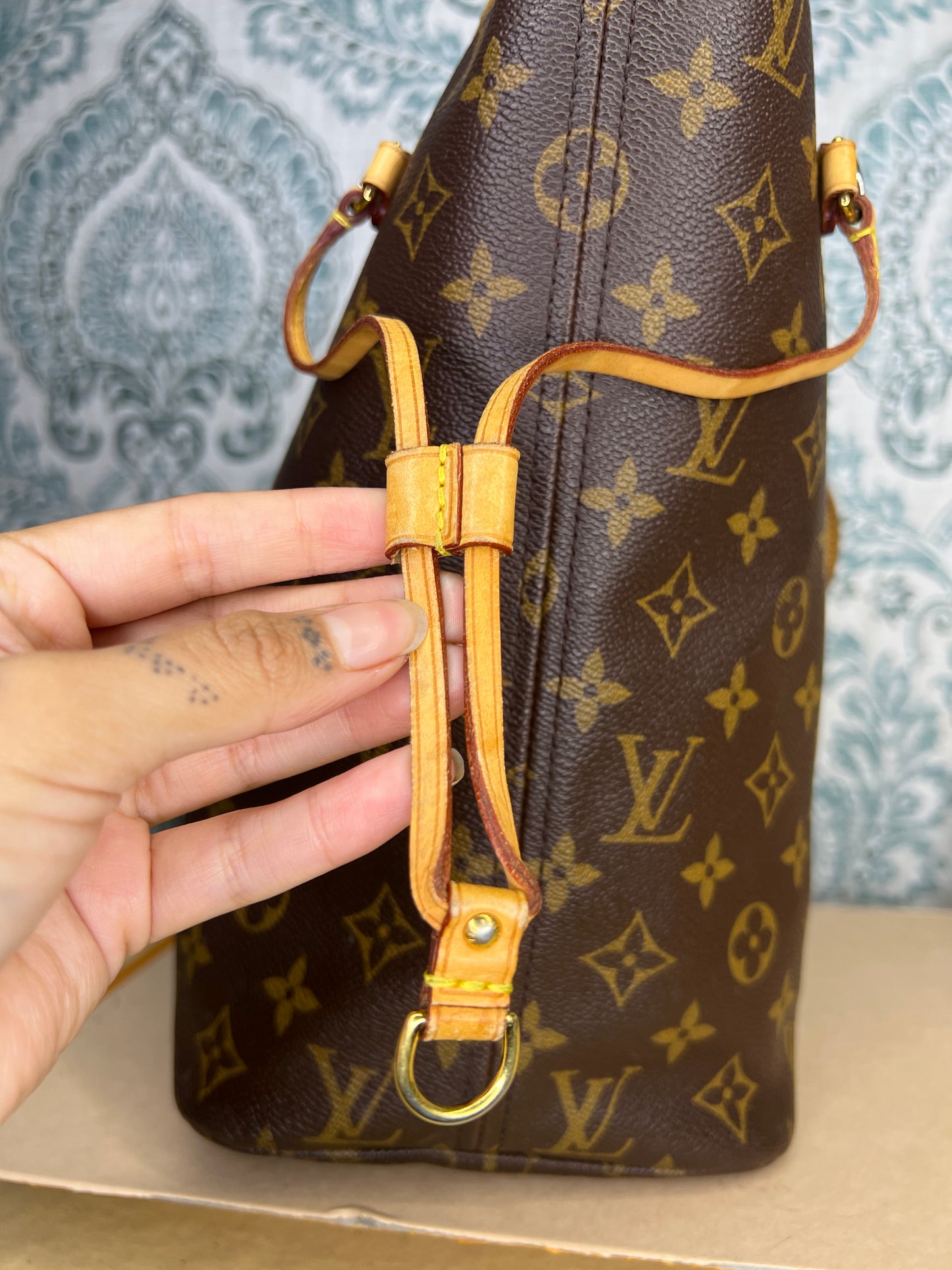 Louis Vuitton Neverfull Pivoine