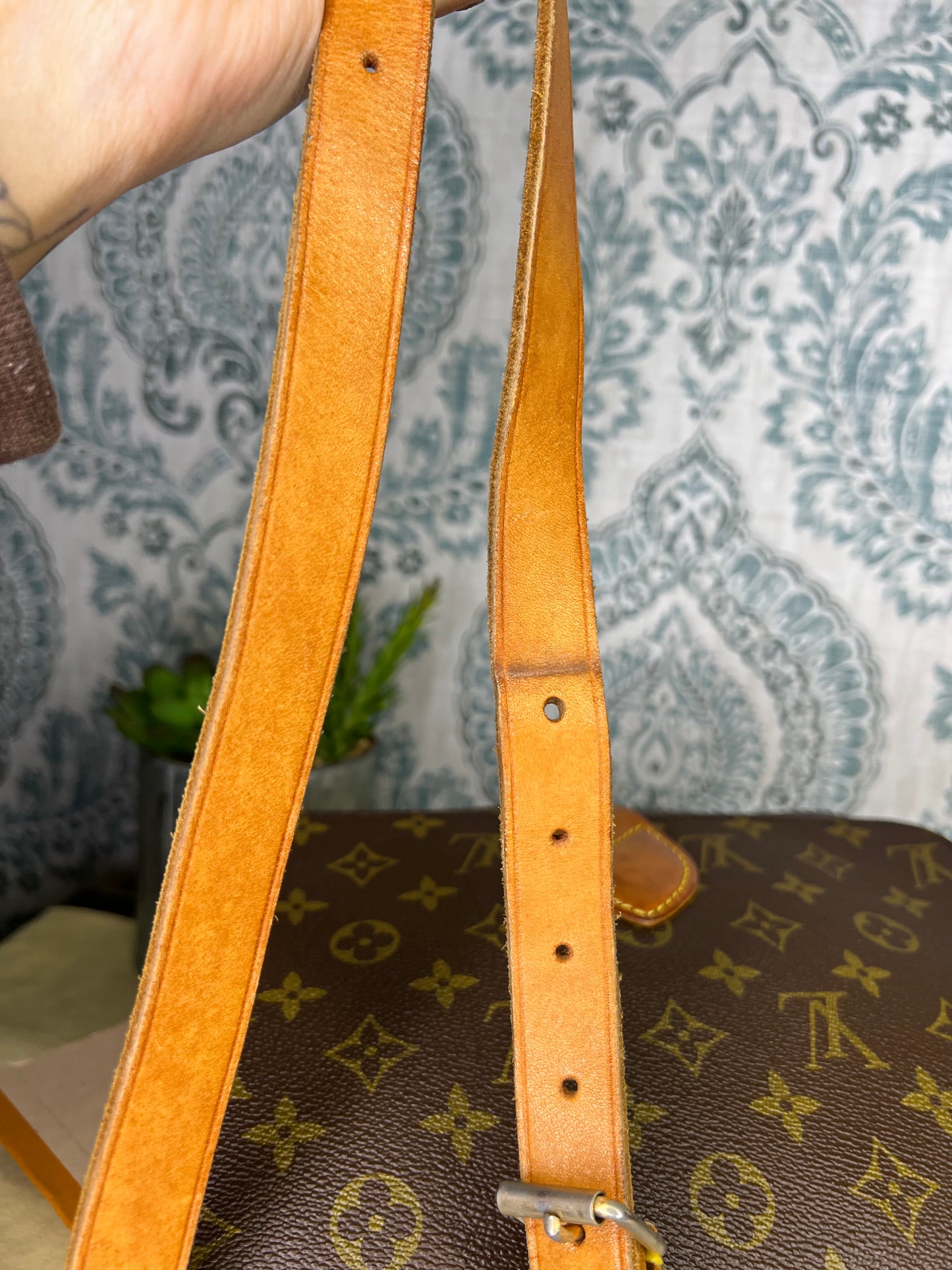 Louis Vuitton Cartouchiere GM