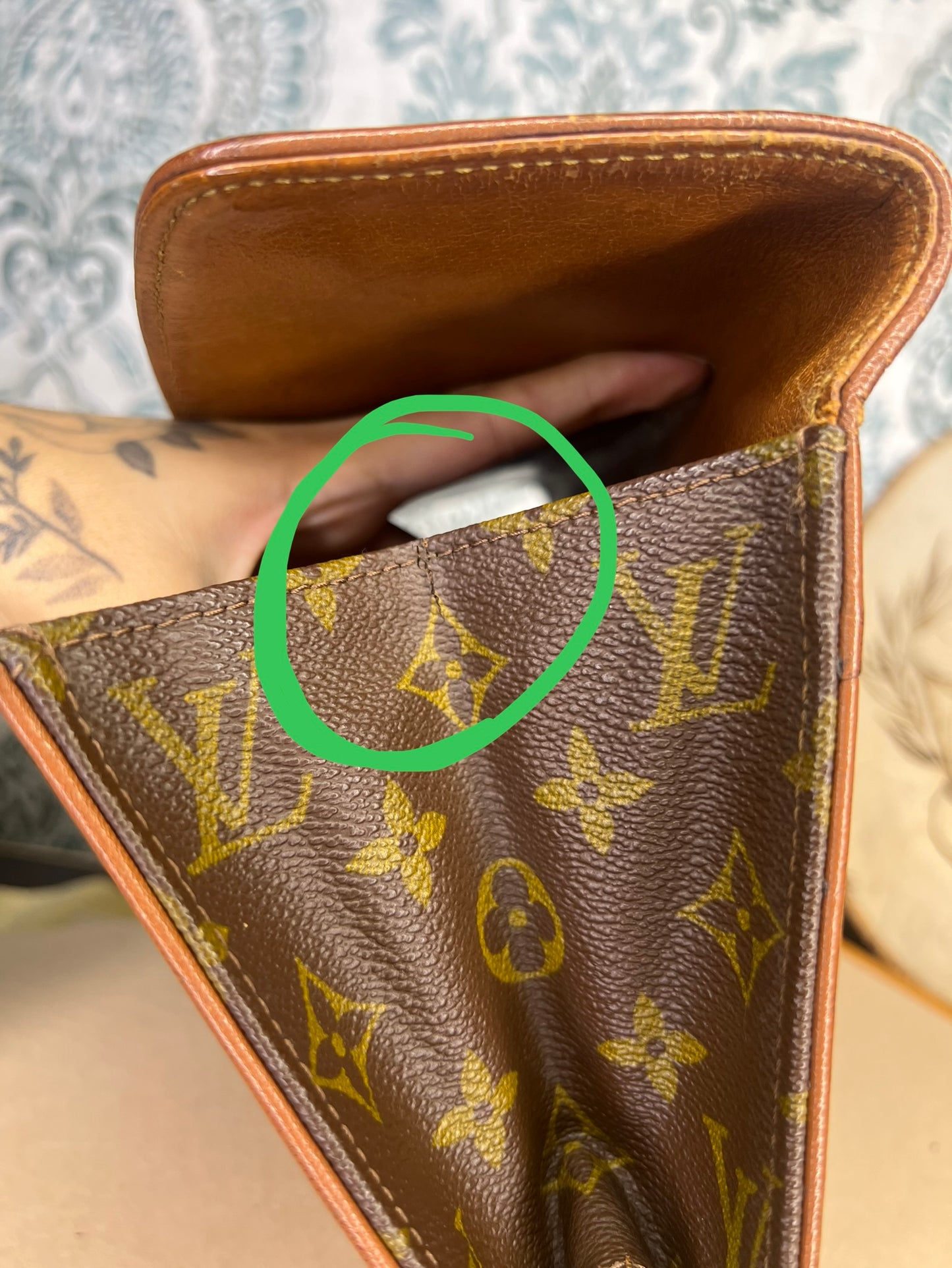 Louis Vuitton Pochette Dame GM